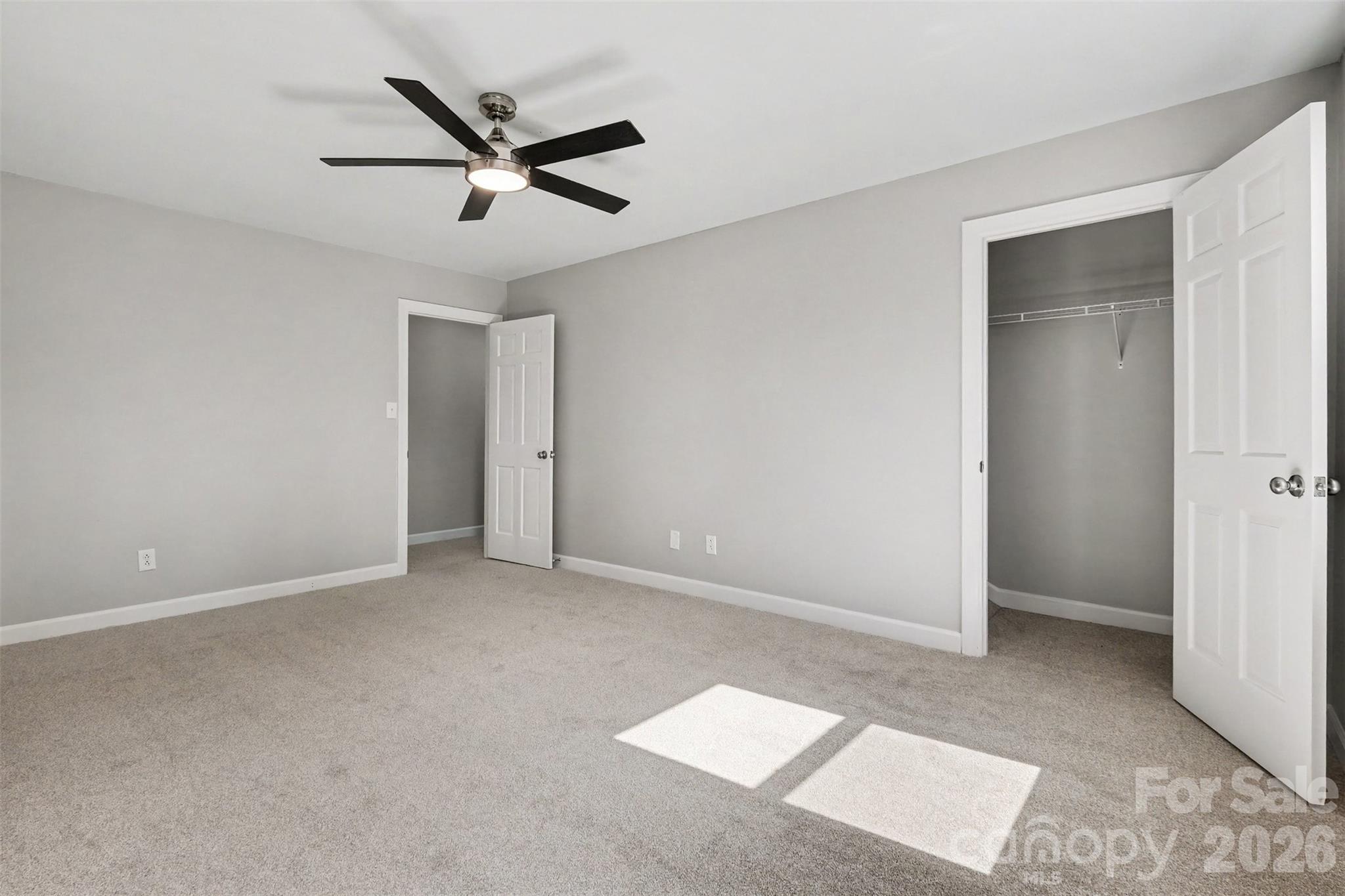 2705 N Center Street 2 Property Photo 20