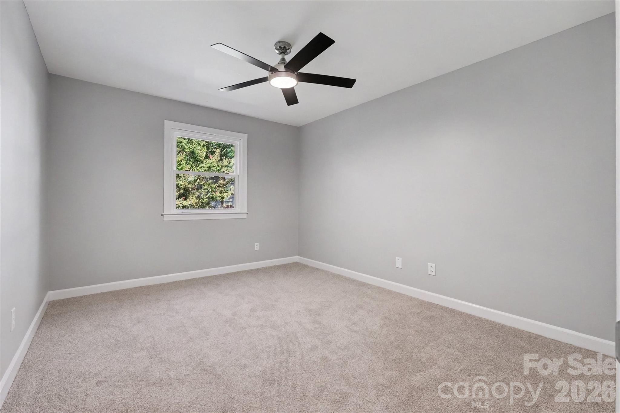 2705 N Center Street 2 Property Photo 23