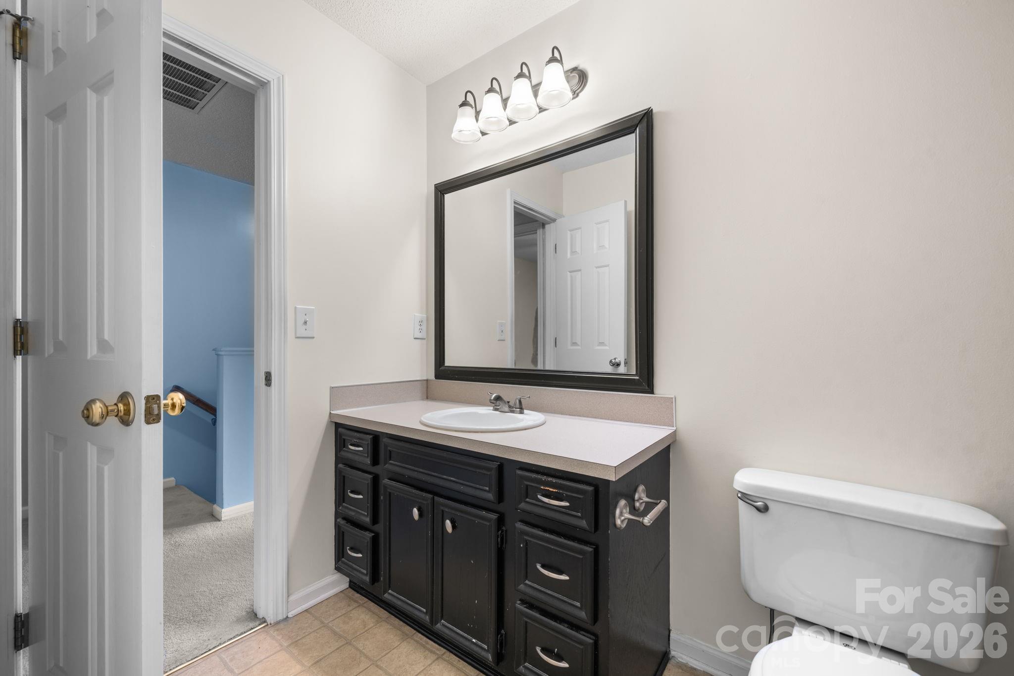 3245 White Oak Court Property Photo 14