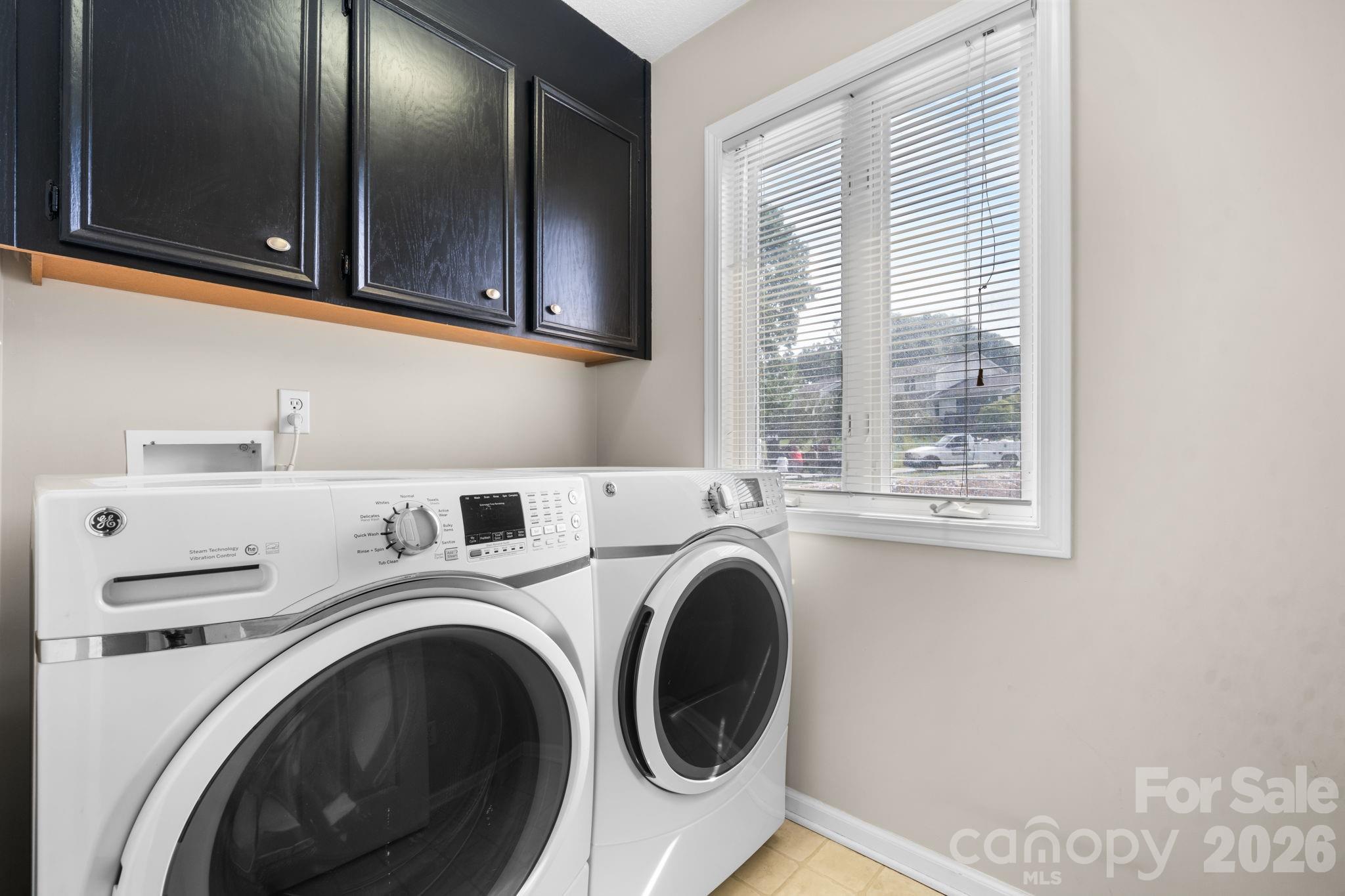 3245 White Oak Court Property Photo 17