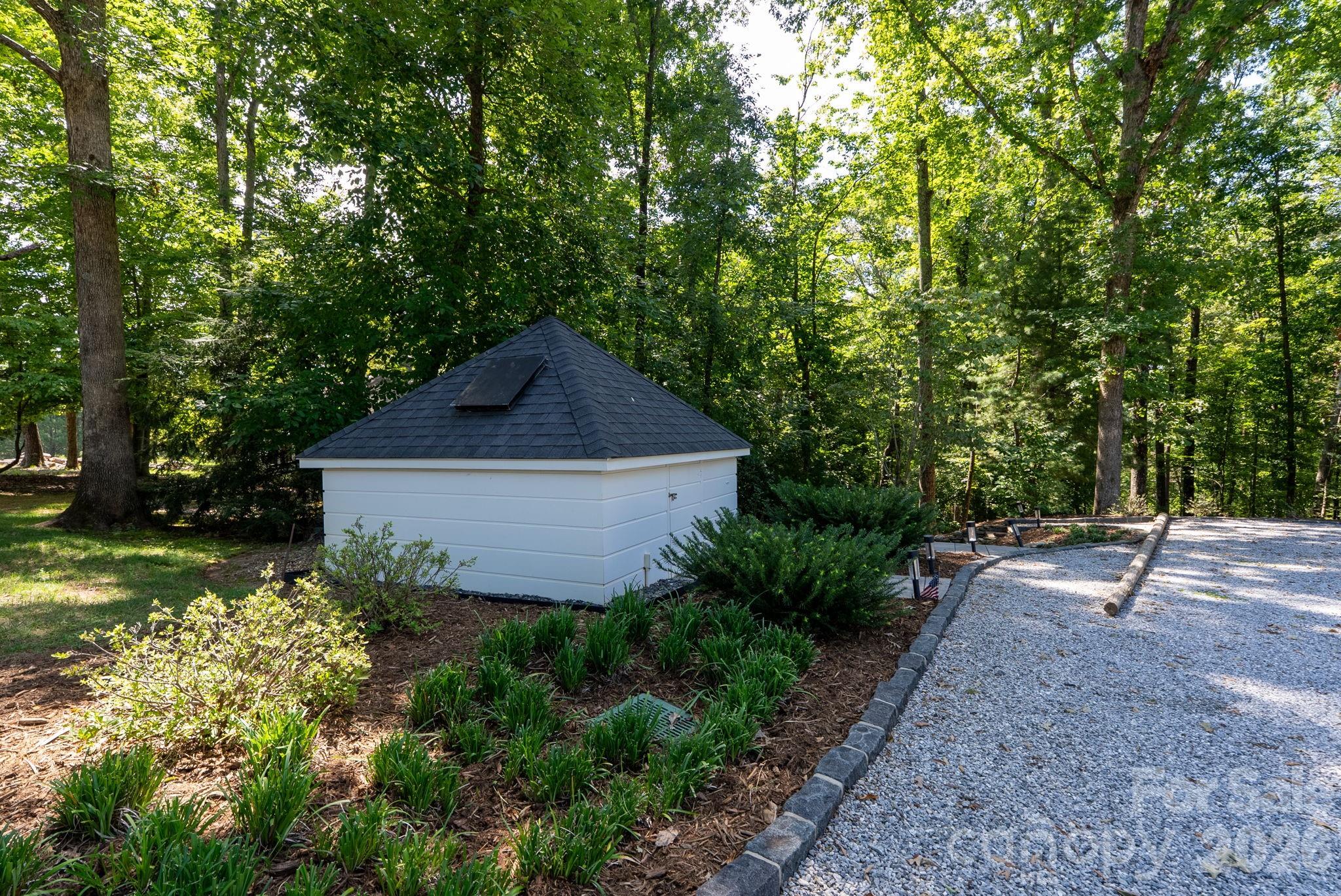 159 Silver Fox Lane Property Photo 43