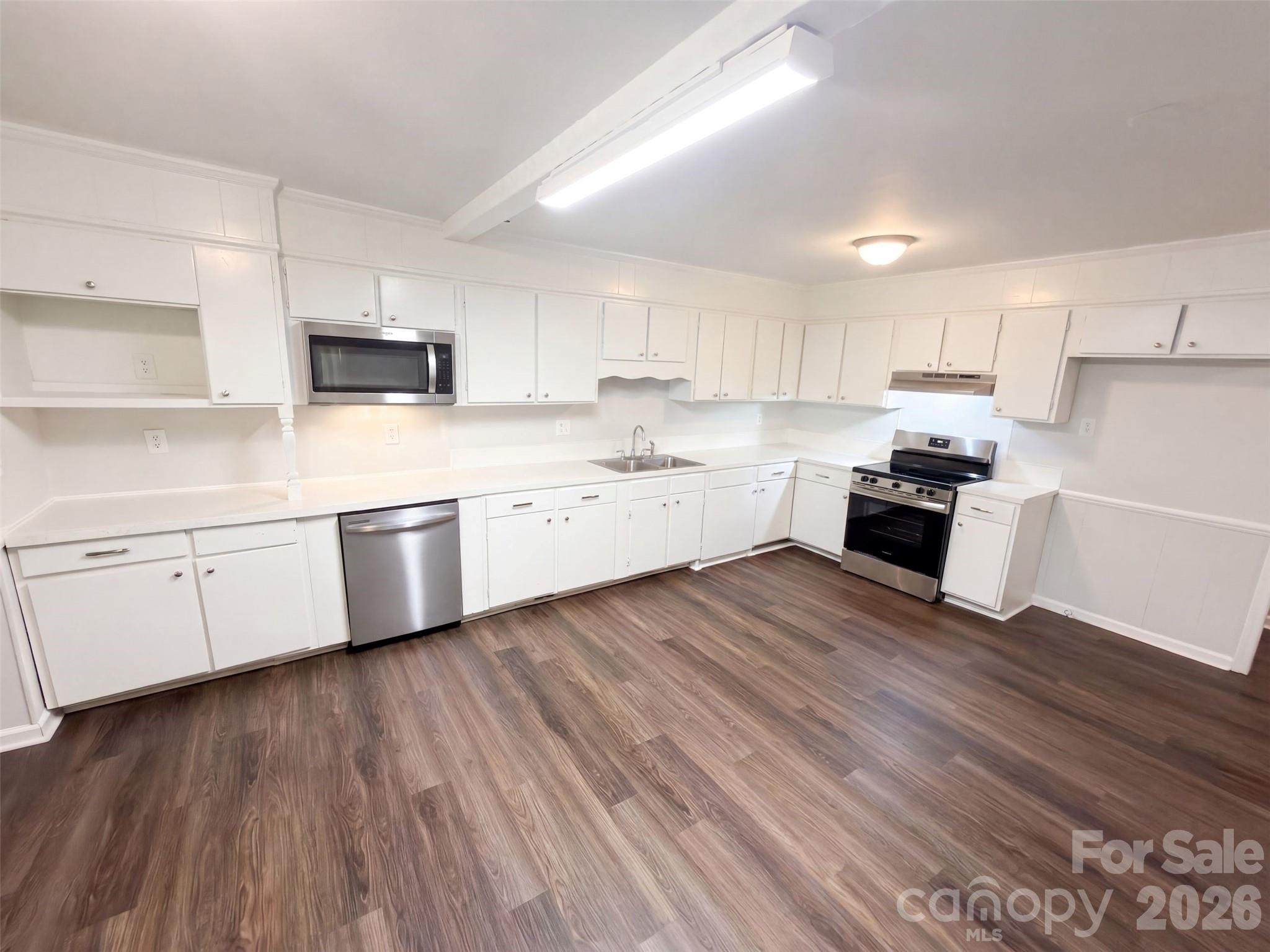1018 Wade Rorie Road Property Photo 8