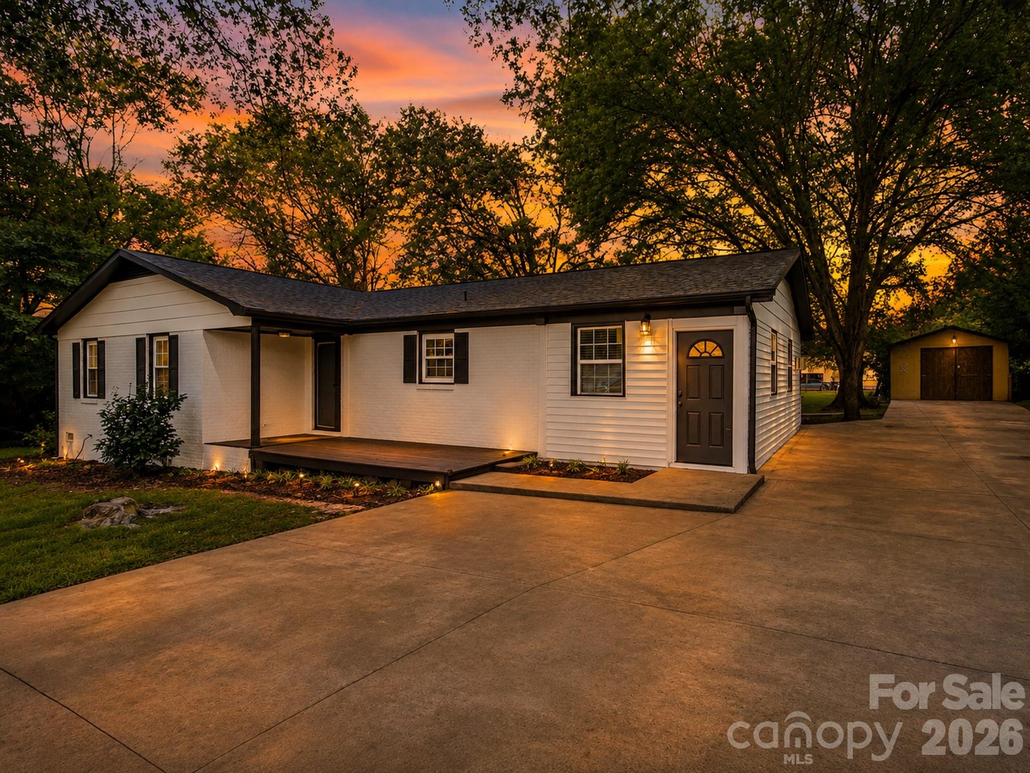 4209 Heatherstone Drive Property Photo 1