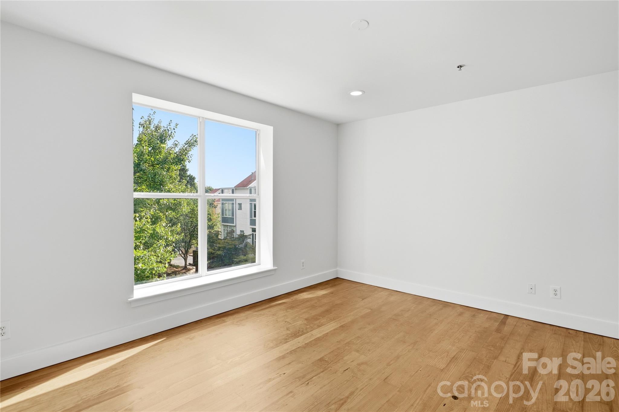2090 Atherton Heights Lane Property Photo 7