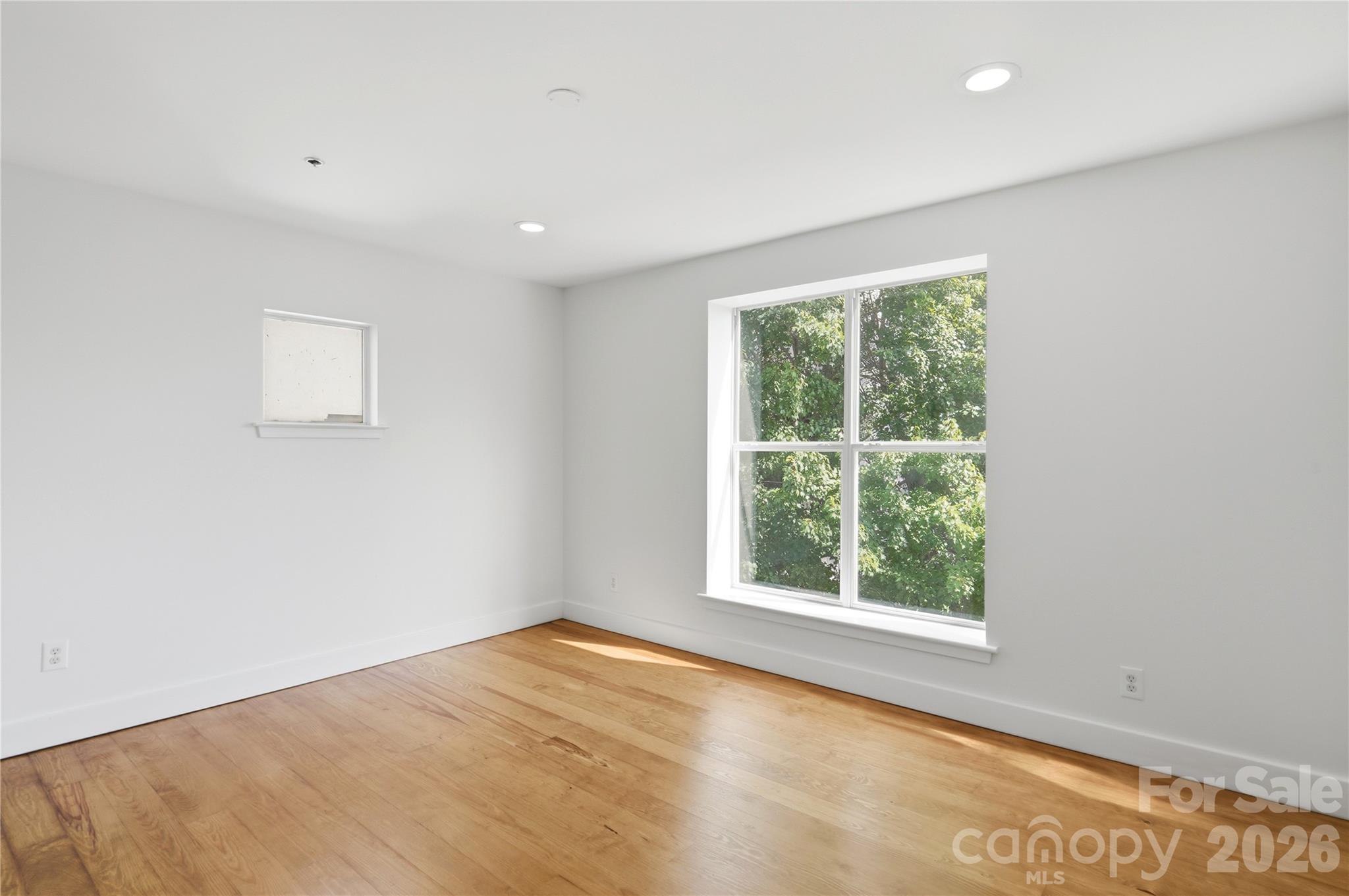 2090 Atherton Heights Lane Property Photo 8