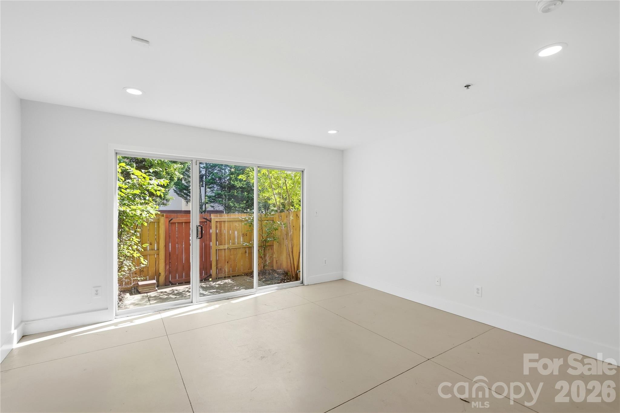 2090 Atherton Heights Lane Property Photo 16