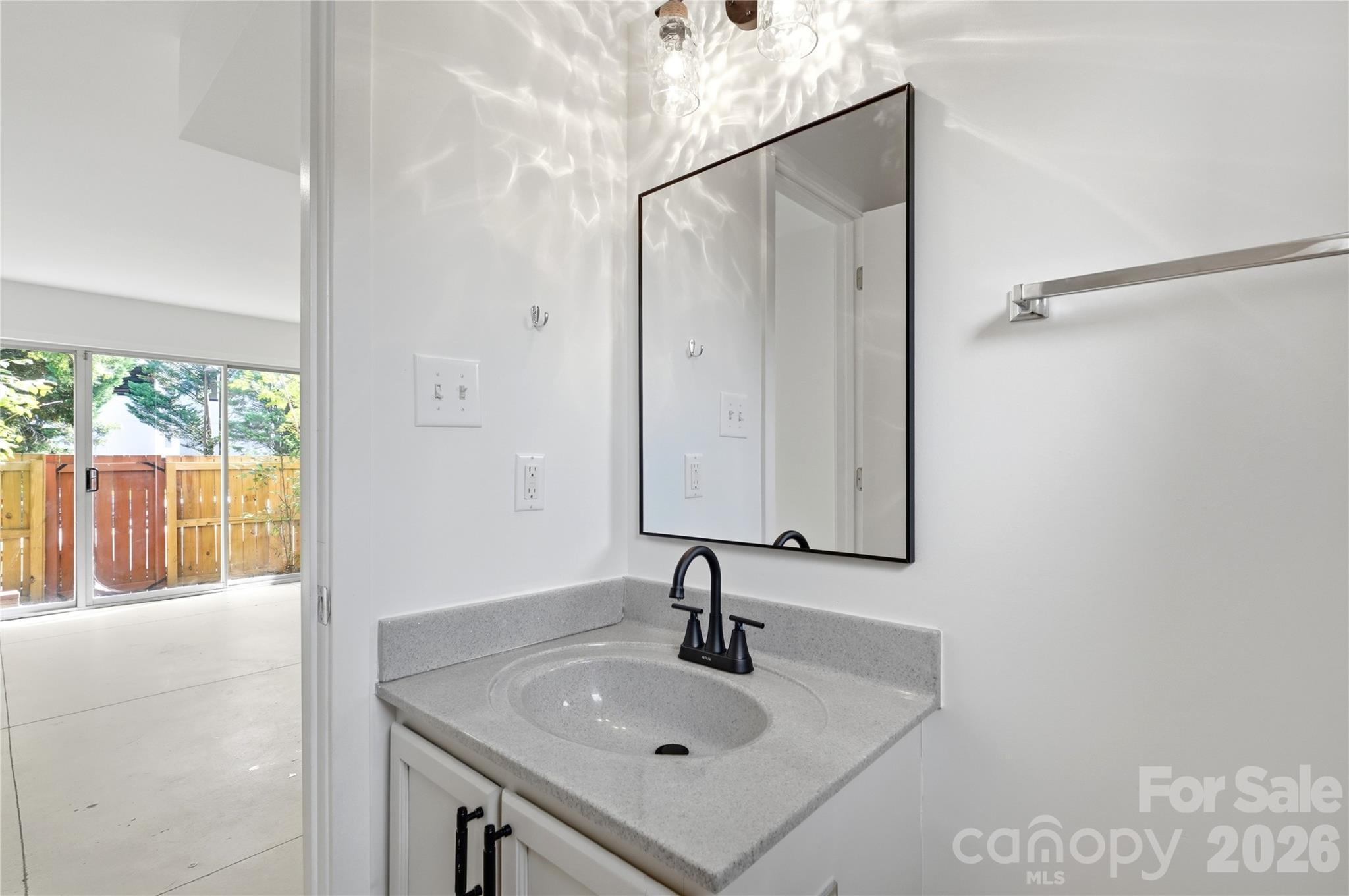 2090 Atherton Heights Lane Property Photo 17