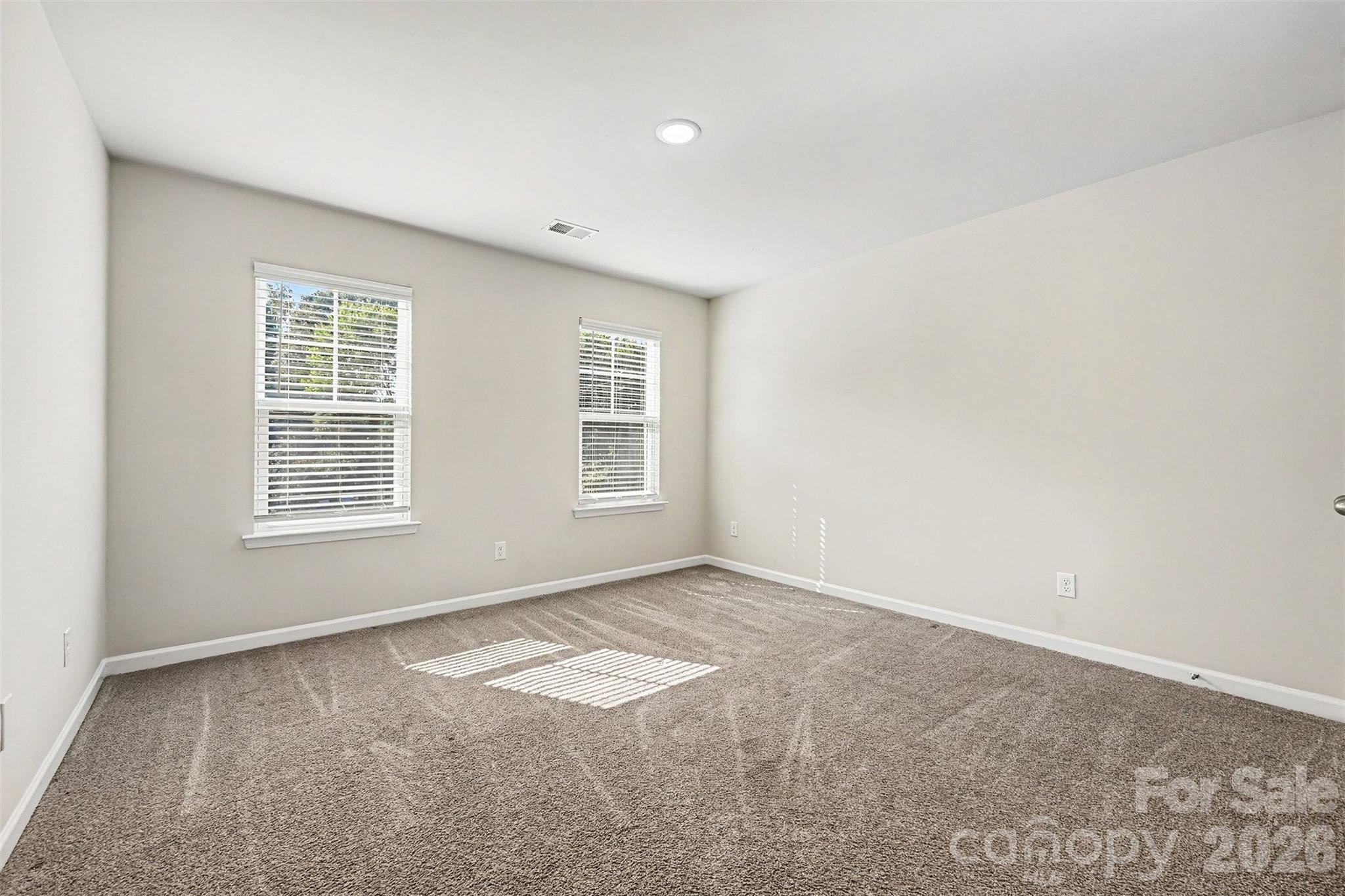 7323 Neal Road Property Photo 9