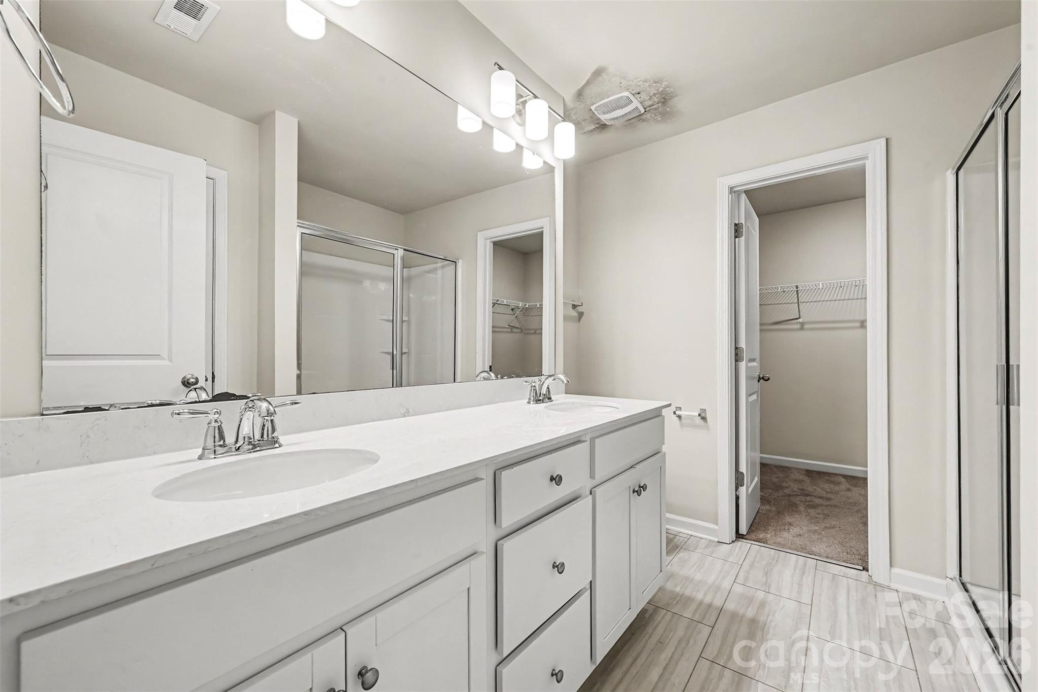 7323 Neal Road Property Photo 13