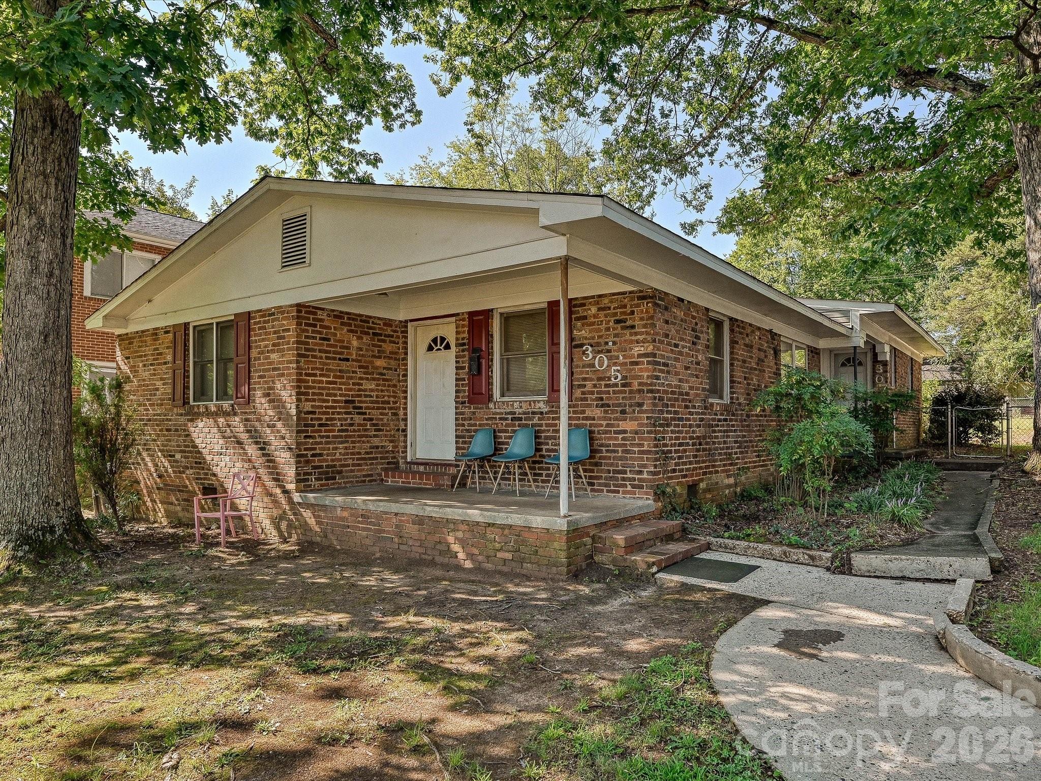 305 Keswick Avenue Property Photo 5