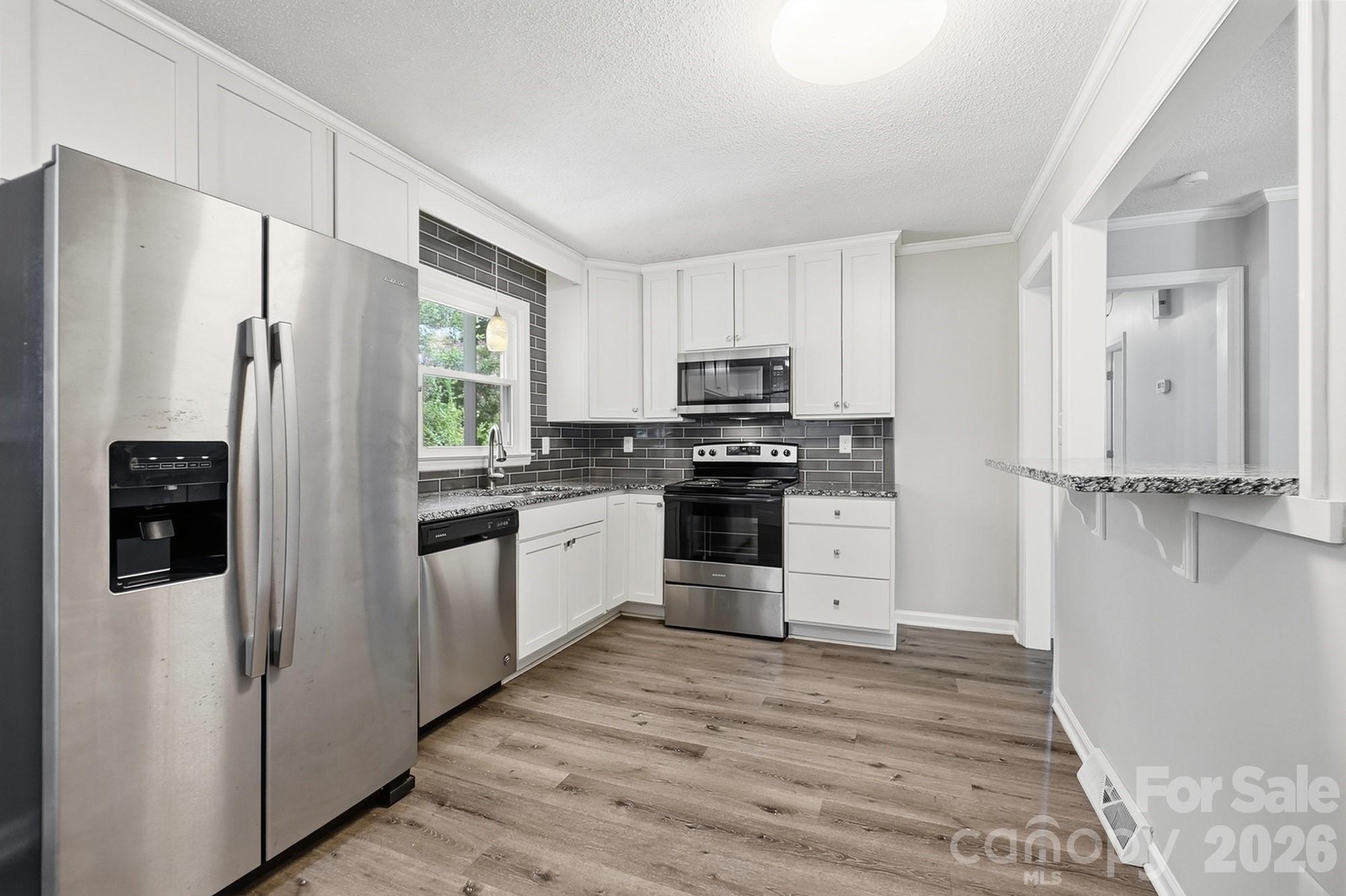 12011 Merriweather Drive Property Photo 12