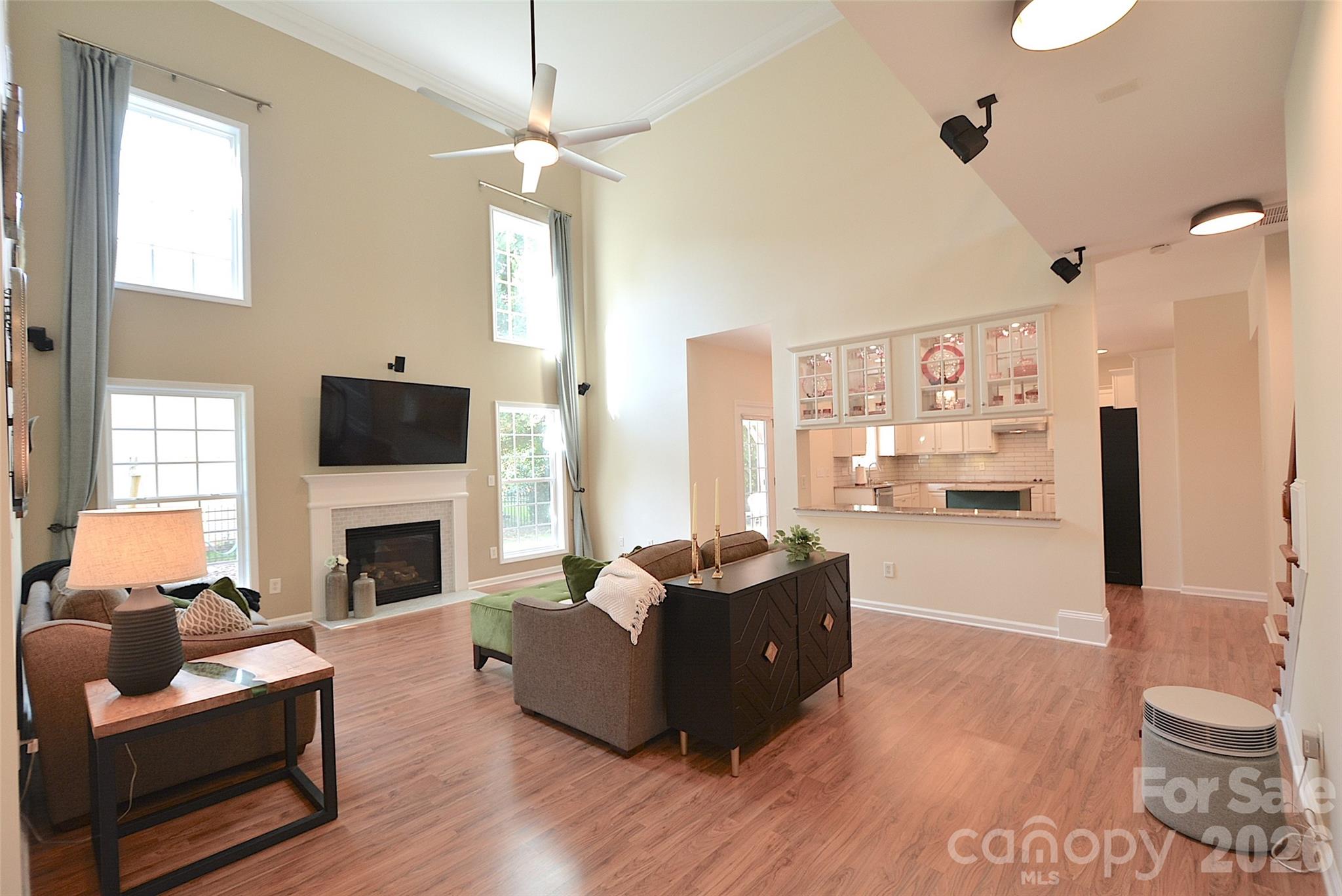 9603 Indian Beech Avenue Property Photo 6