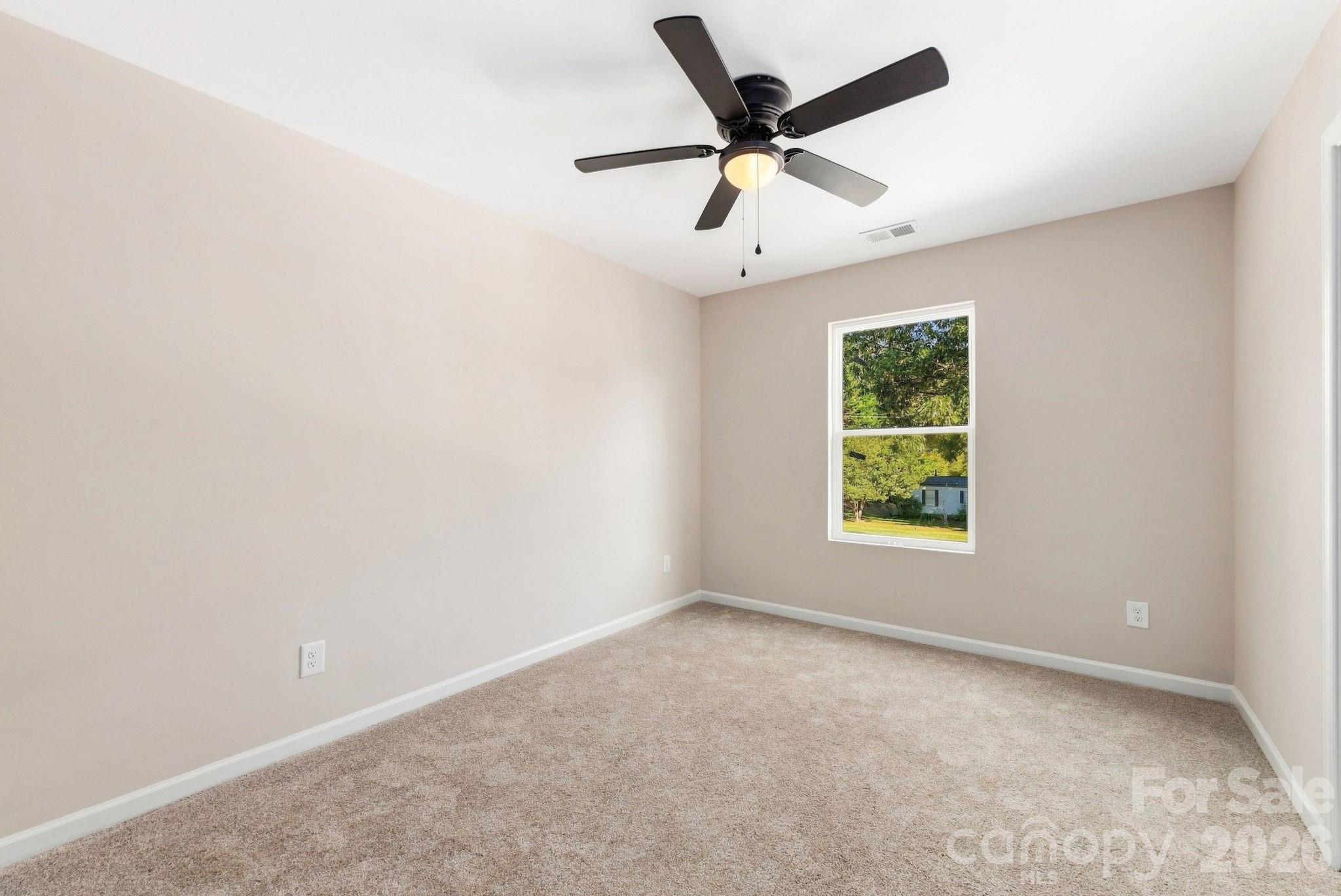 110 Oakhill Street Property Photo 17