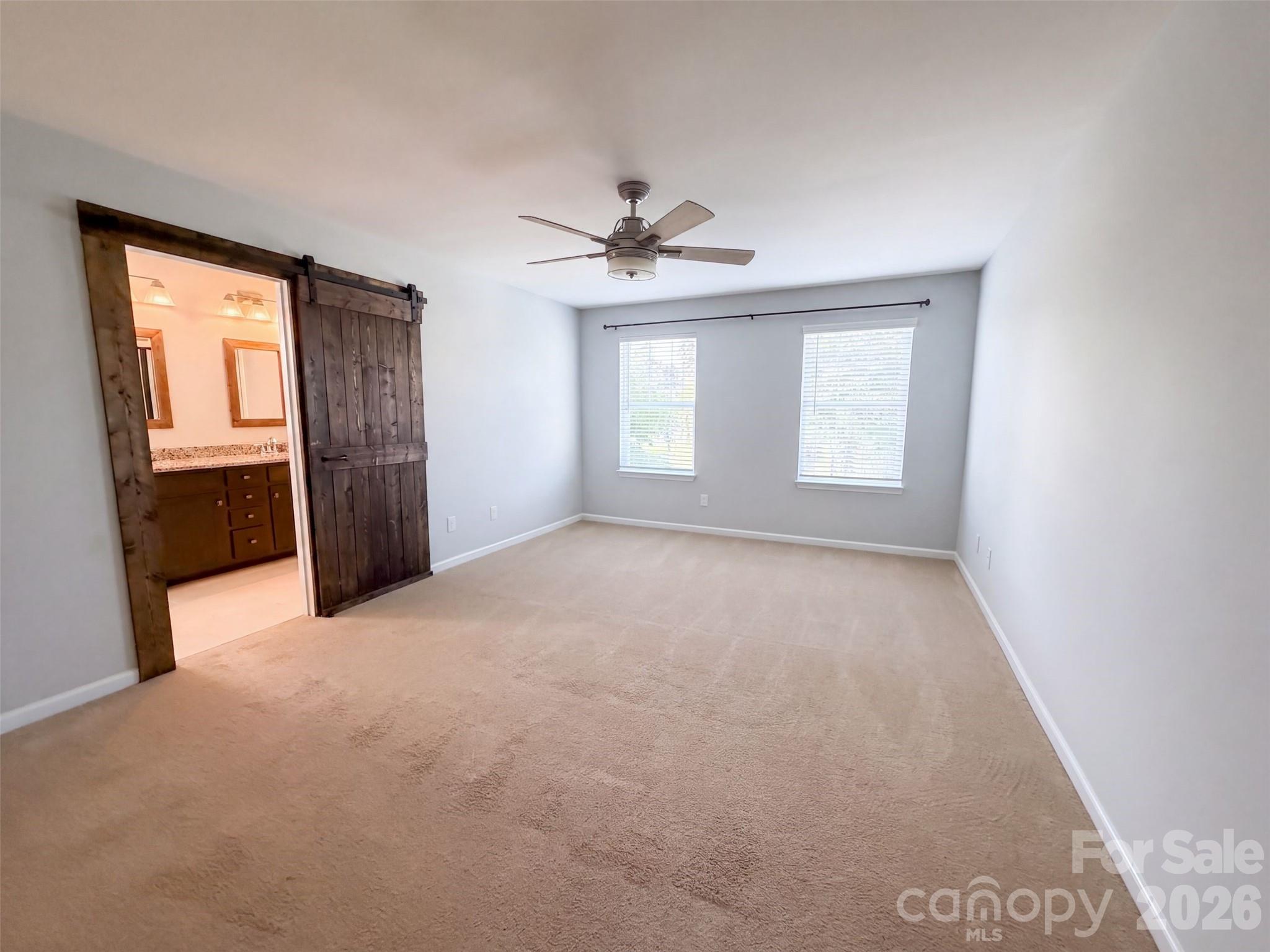619 Samet Street Property Photo 4