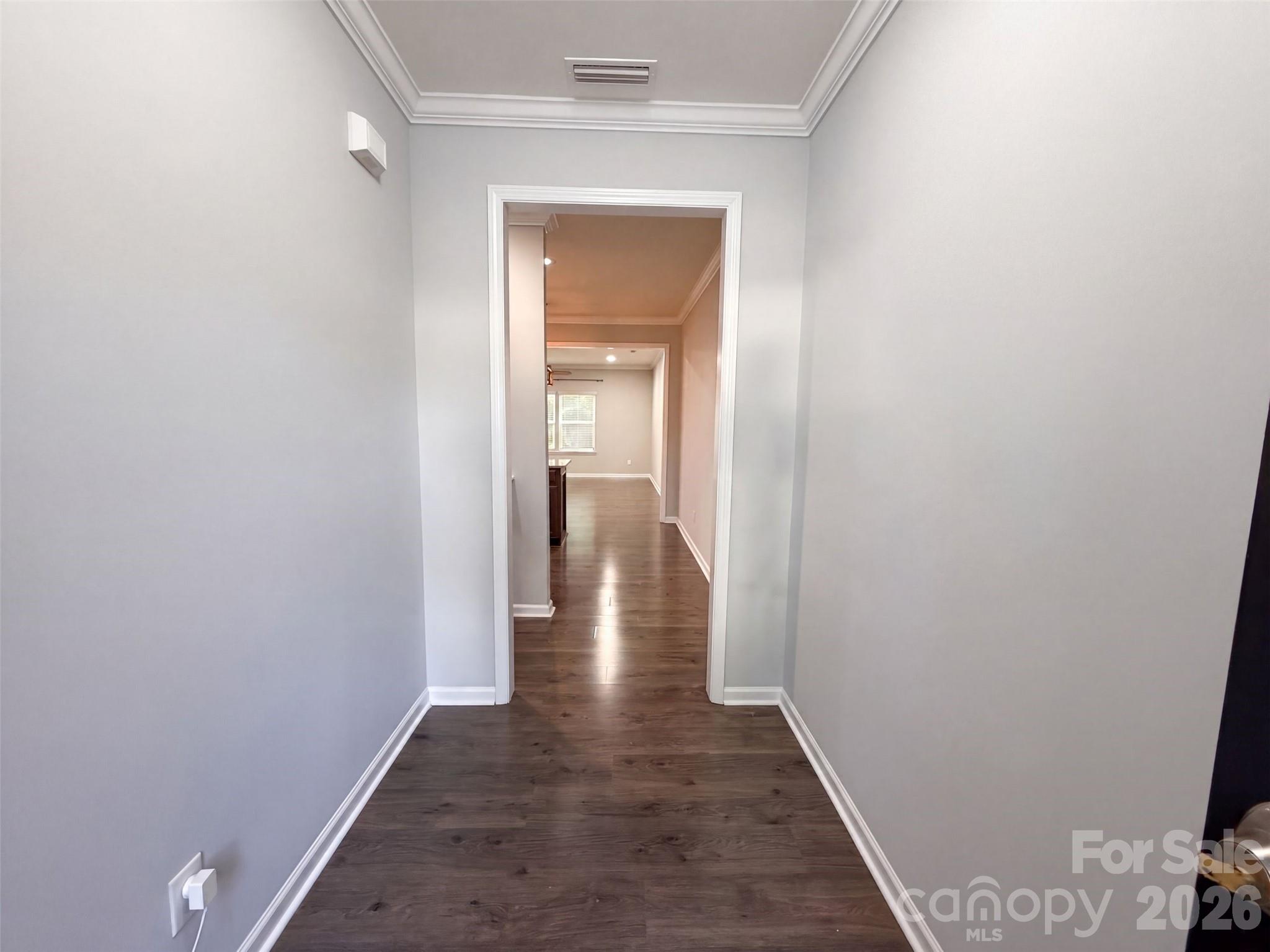 619 Samet Street Property Photo 6