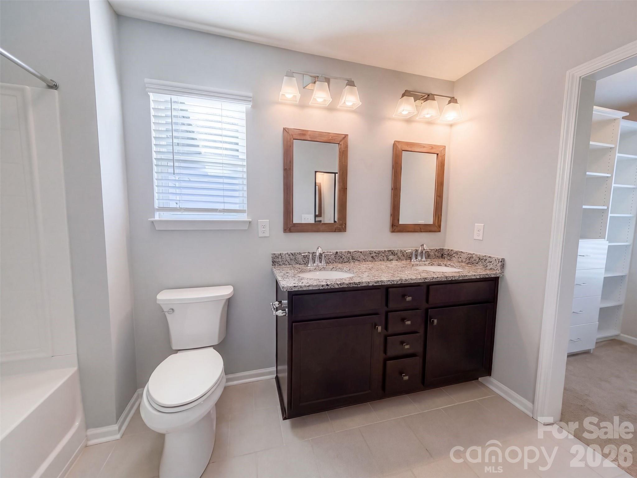 619 Samet Street Property Photo 11