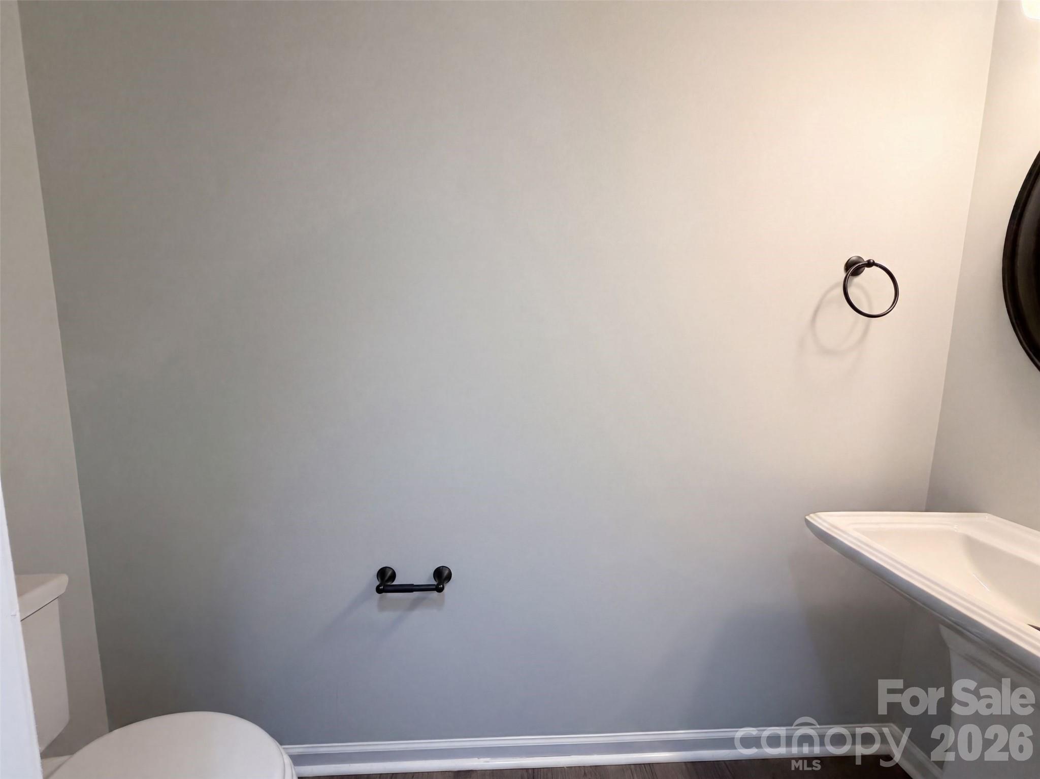 619 Samet Street Property Photo 13