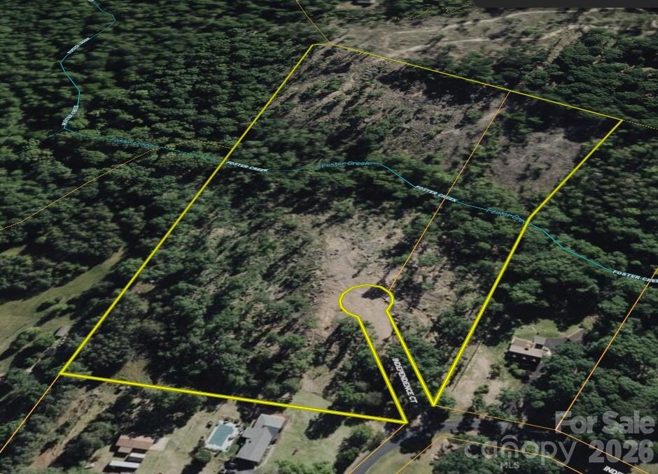 00 Independence Court Property Photo 2