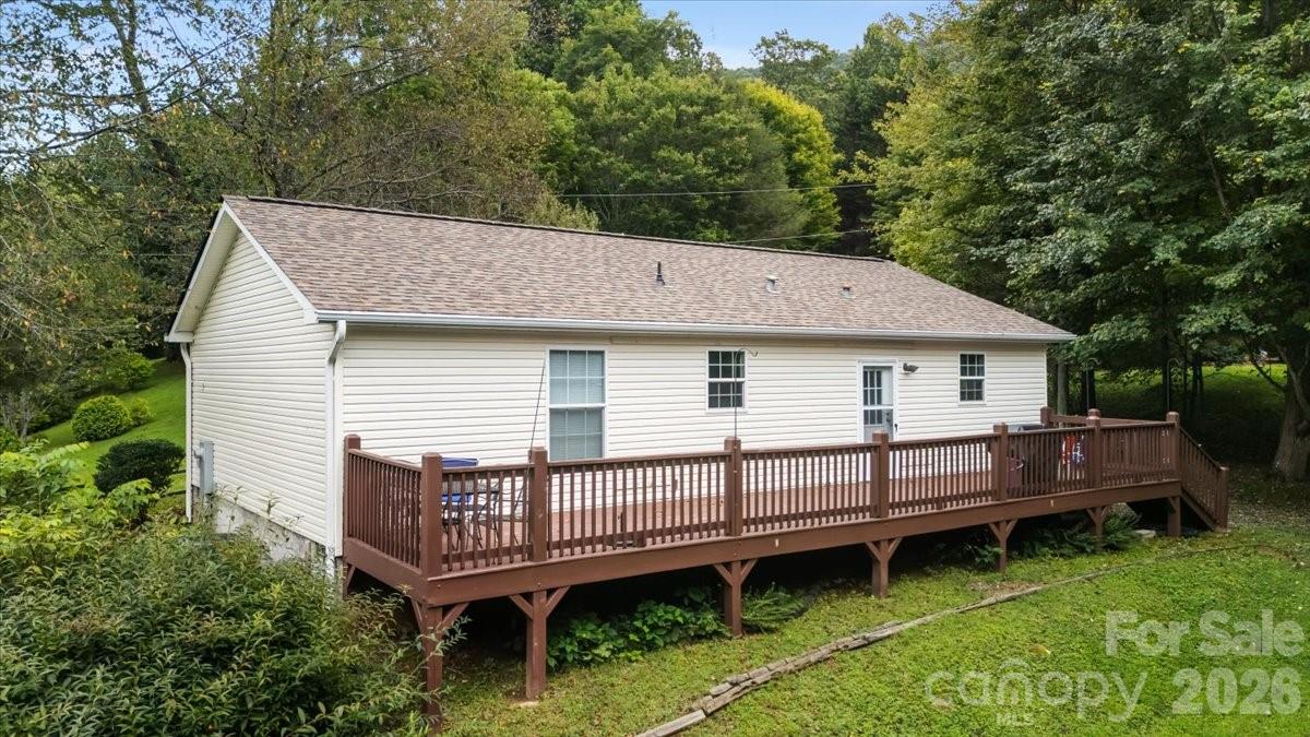 220 Powderhorn Drive Property Photo 24