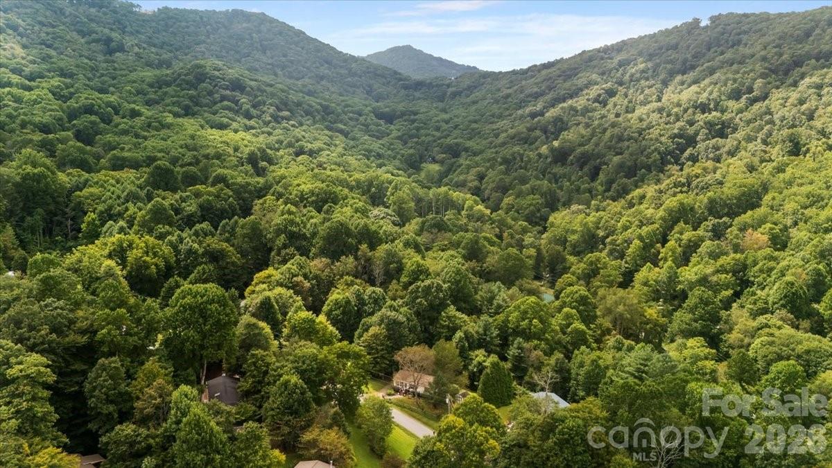 220 Powderhorn Drive Property Photo 25