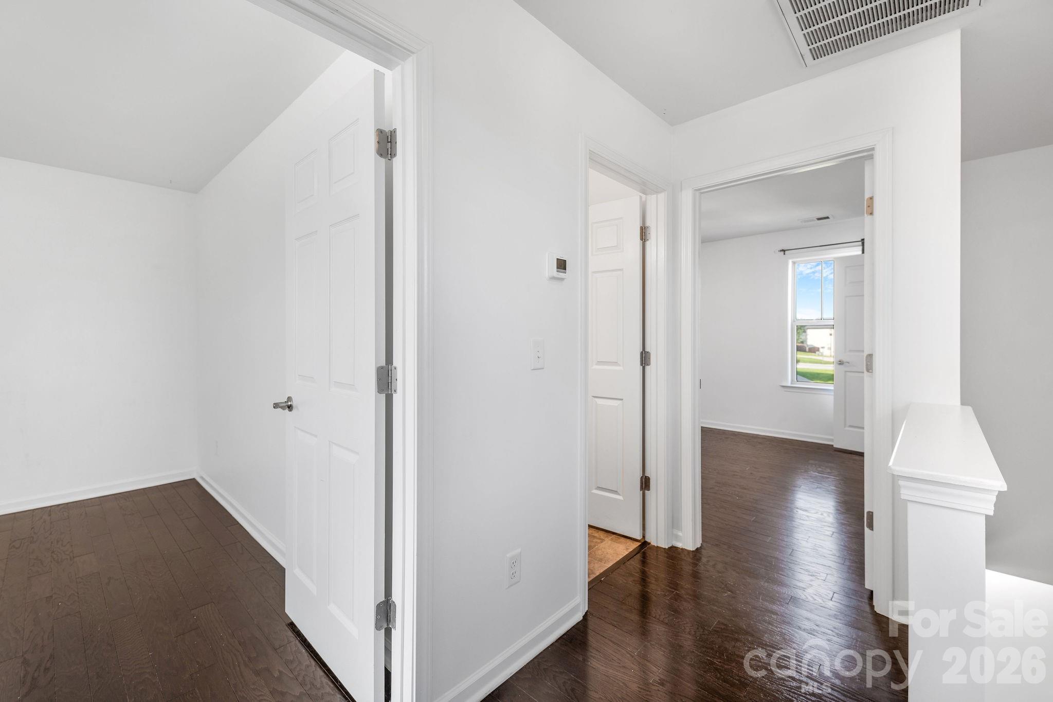 738 Cardwell Lane Property Photo 17
