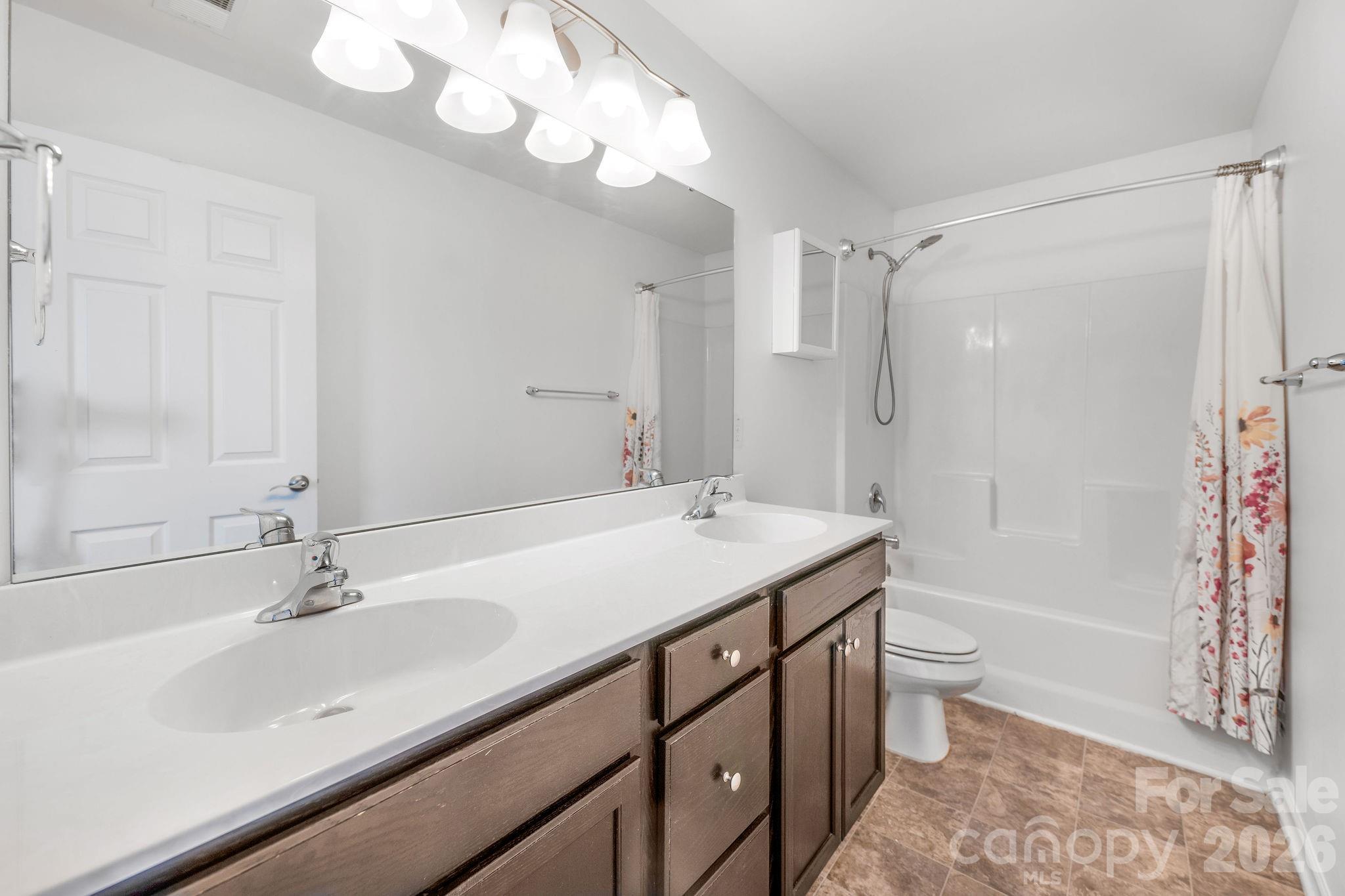 738 Cardwell Lane Property Photo 20
