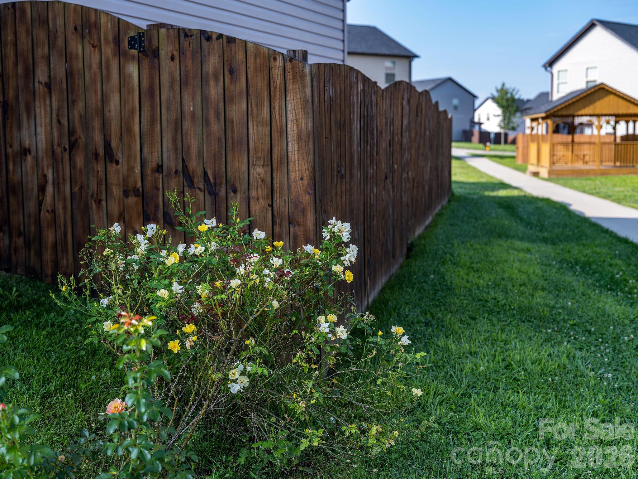 738 Cardwell Lane Property Photo 30