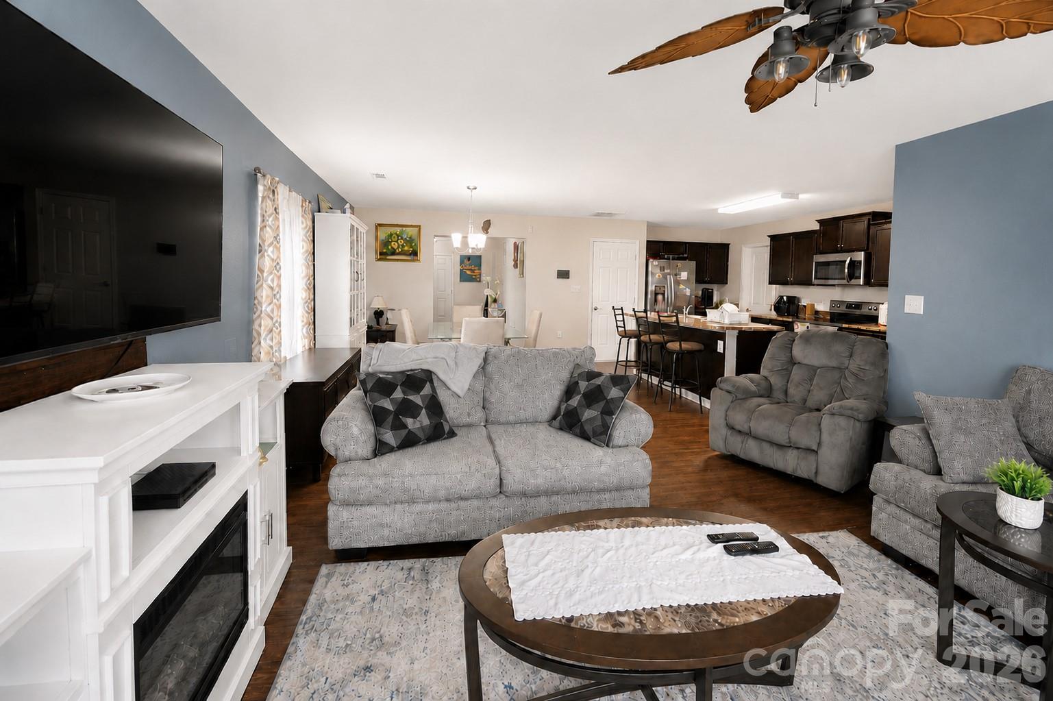617 Shellbark Drive Property Photo 6