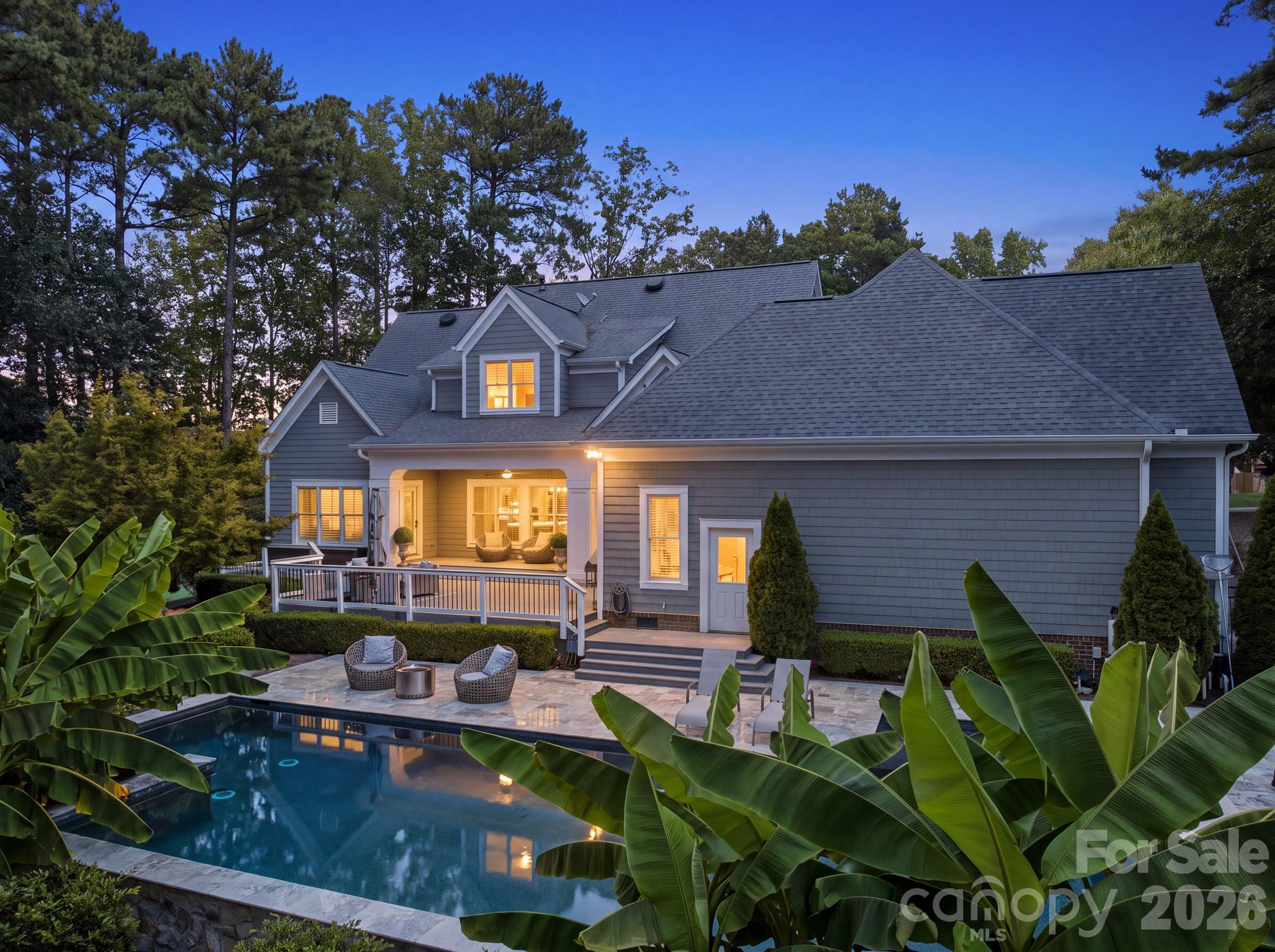 141 Stonewall Beach Lane Property Photo 2