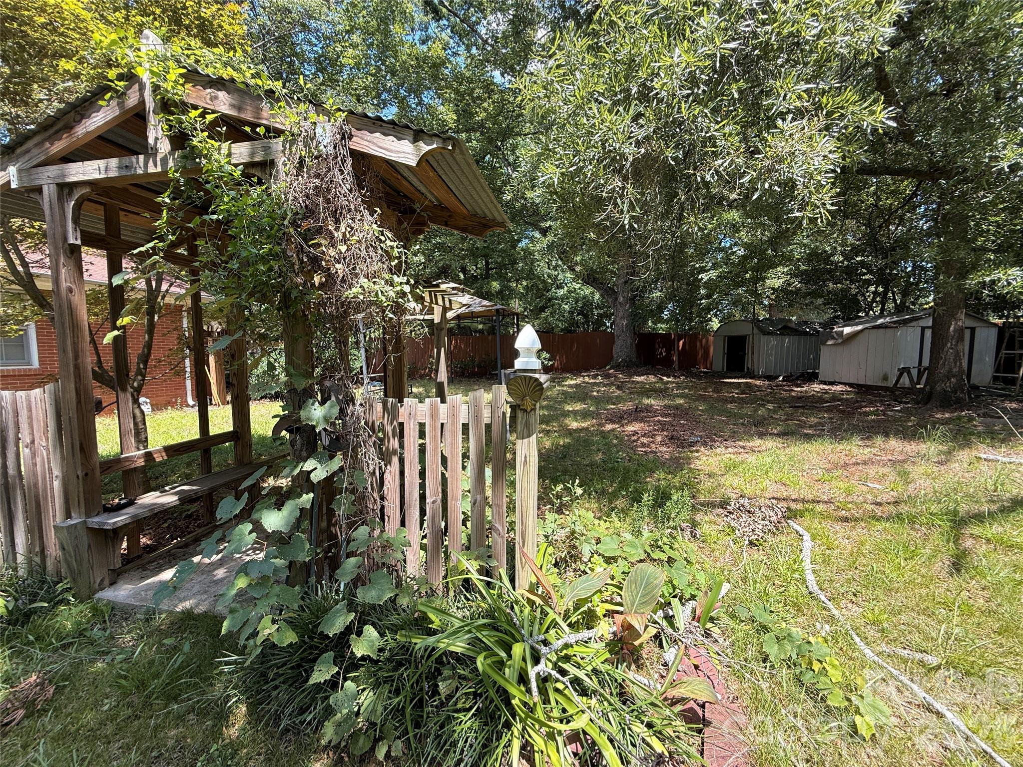 4310 Gillespie Court Property Photo 33