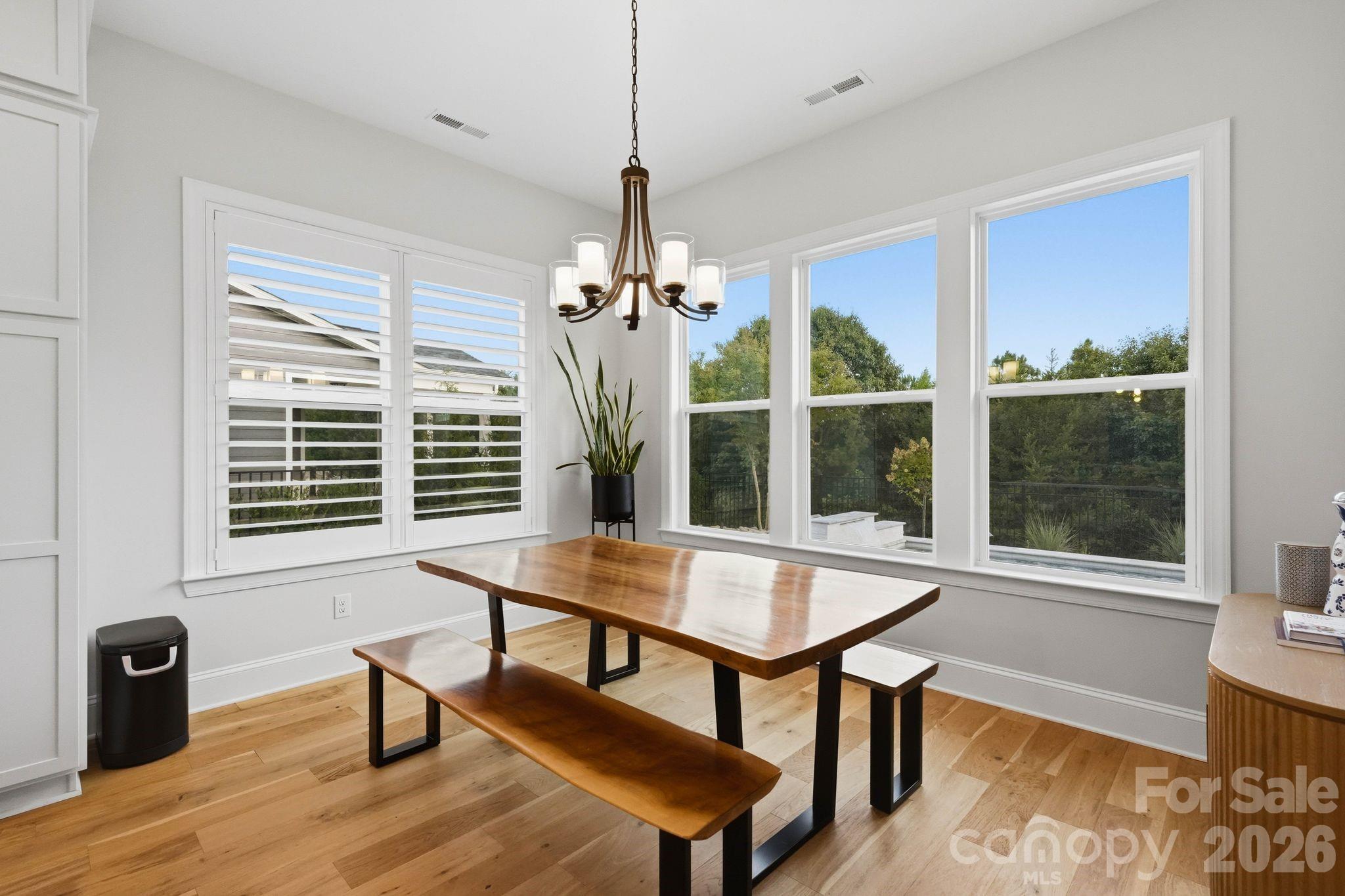 4124 Millstream Road Property Photo 29