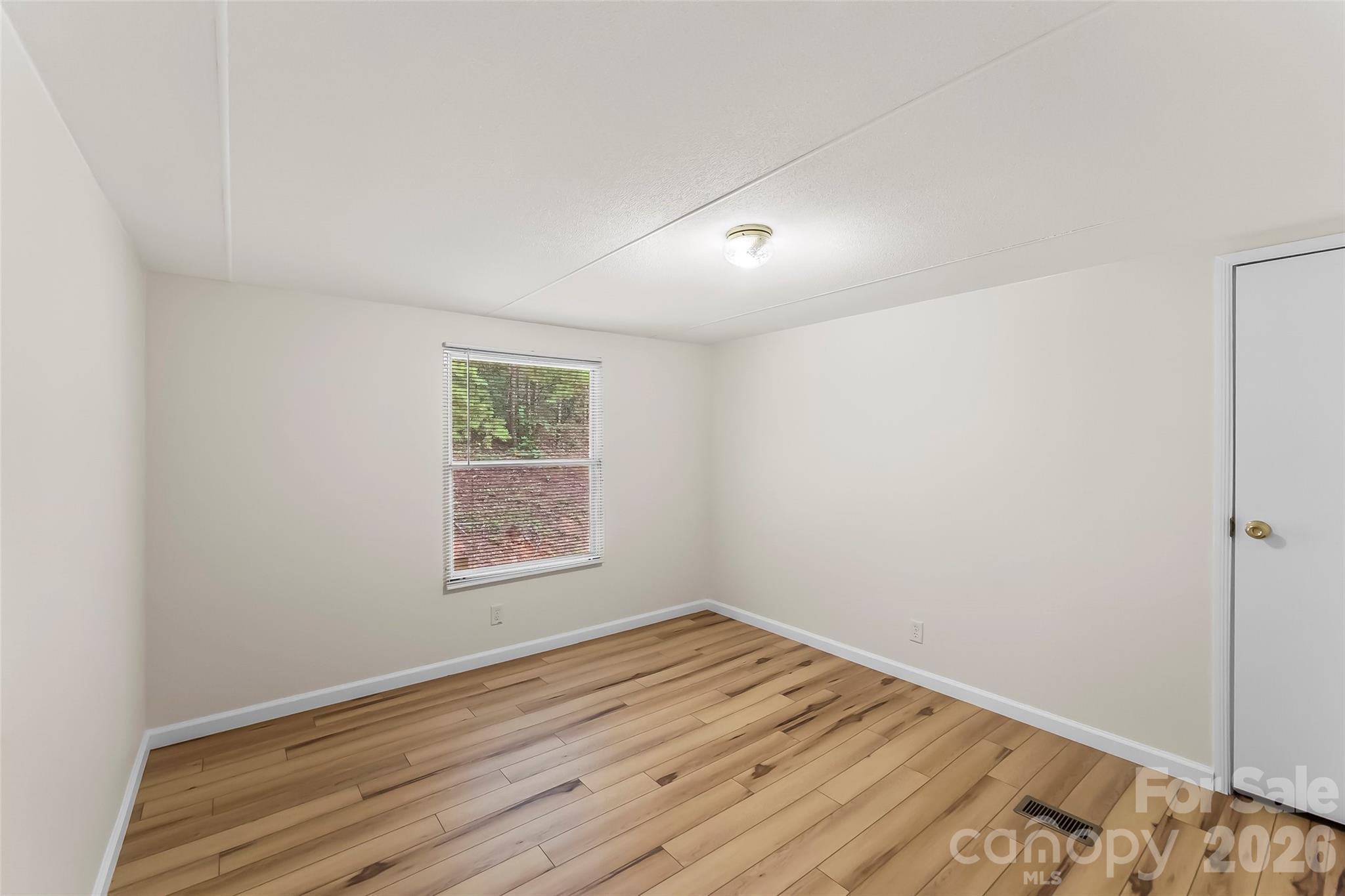 390 Stacy Hollow Drive Property Photo 16