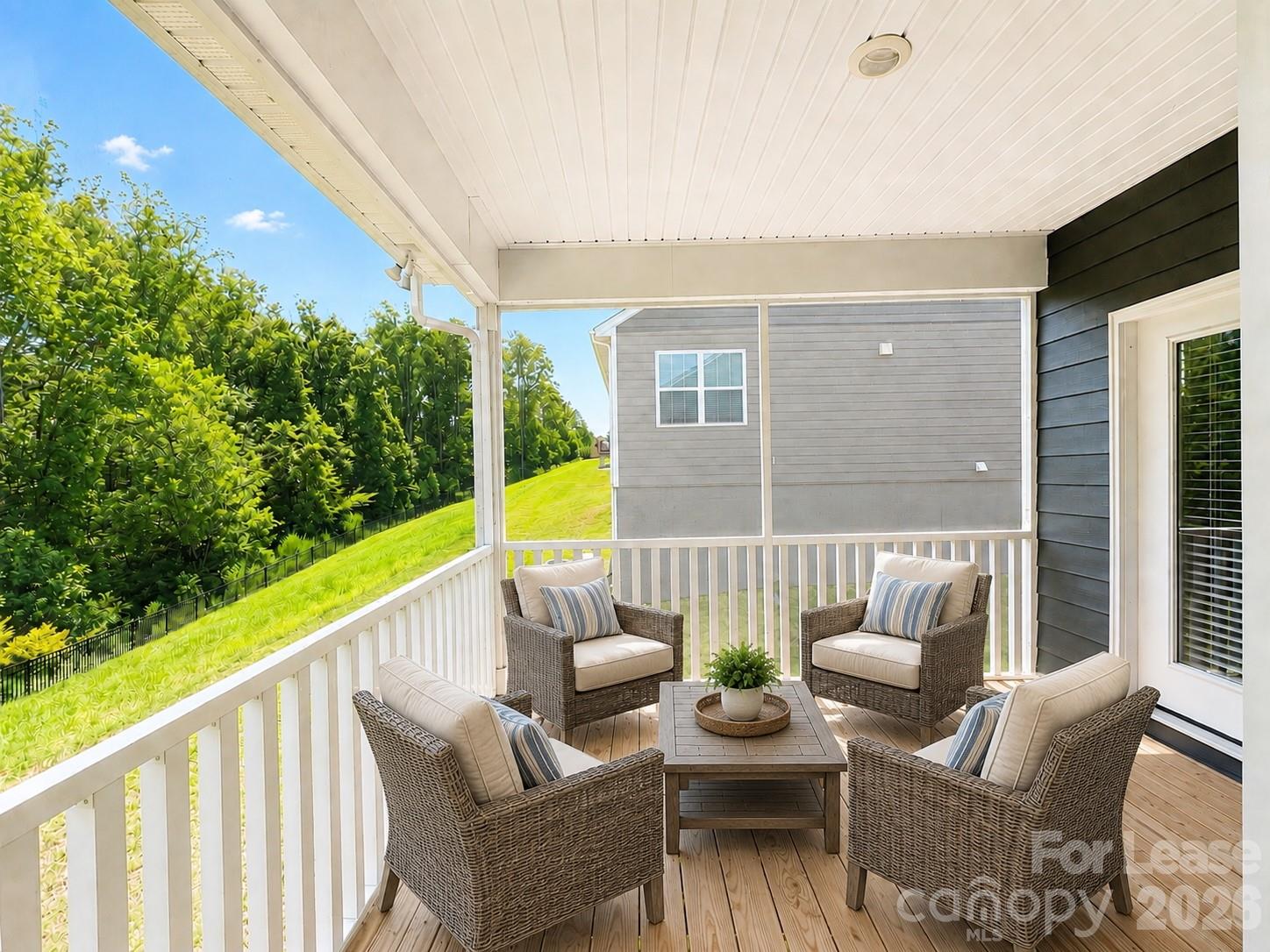 15718 Aviary Orchard Way Property Photo 9