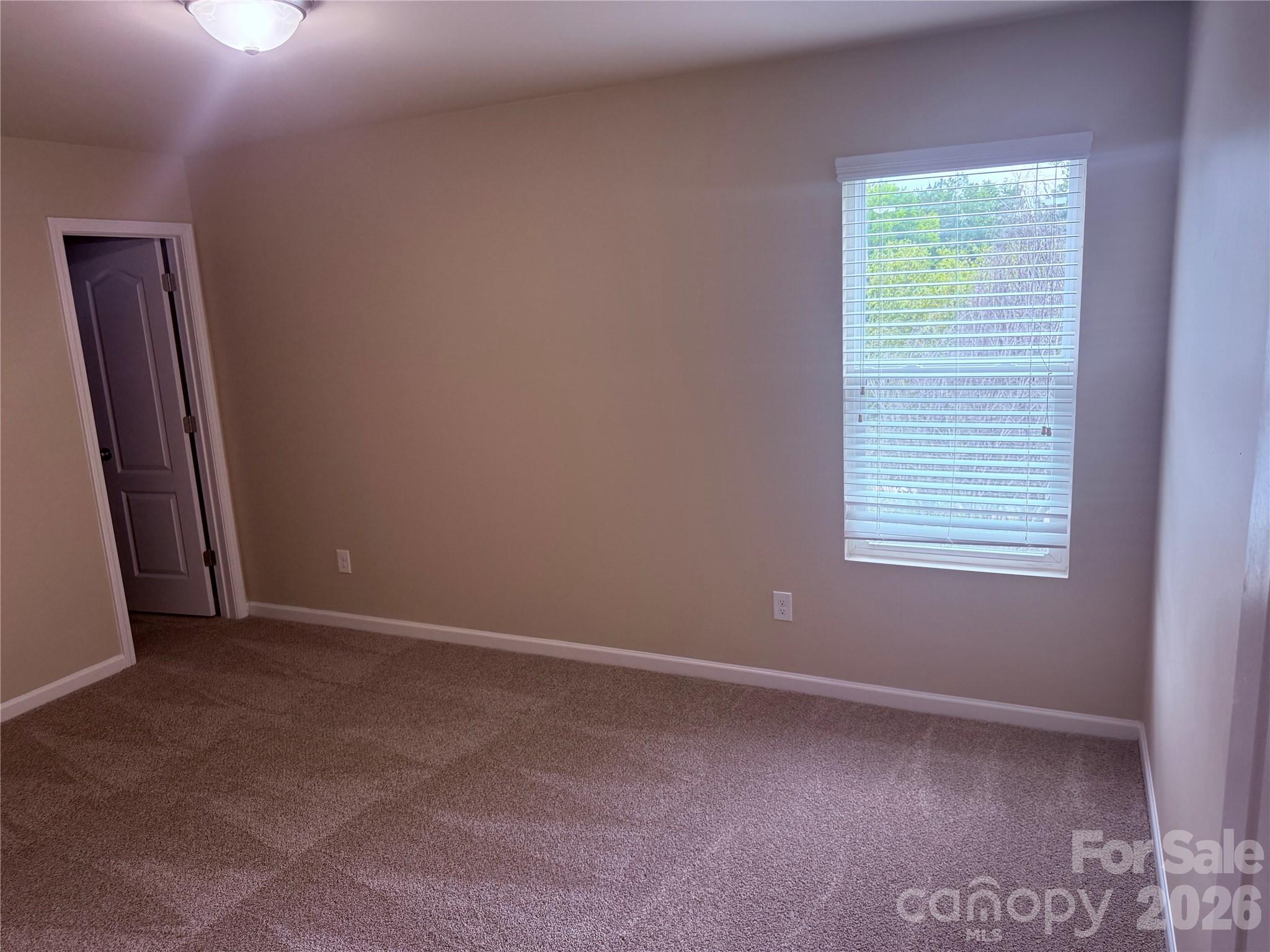 14304 Evening Flight Lane Property Photo 21