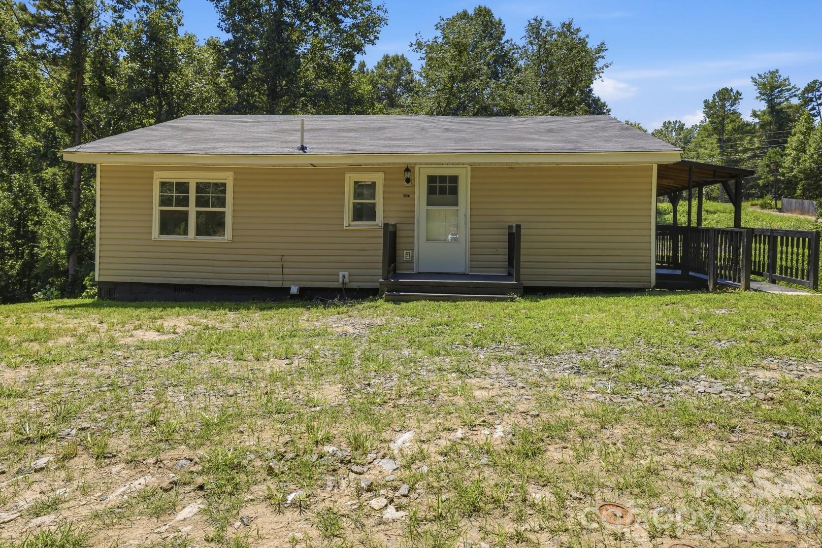 3028 Playmore Beach Road Property Photo 4
