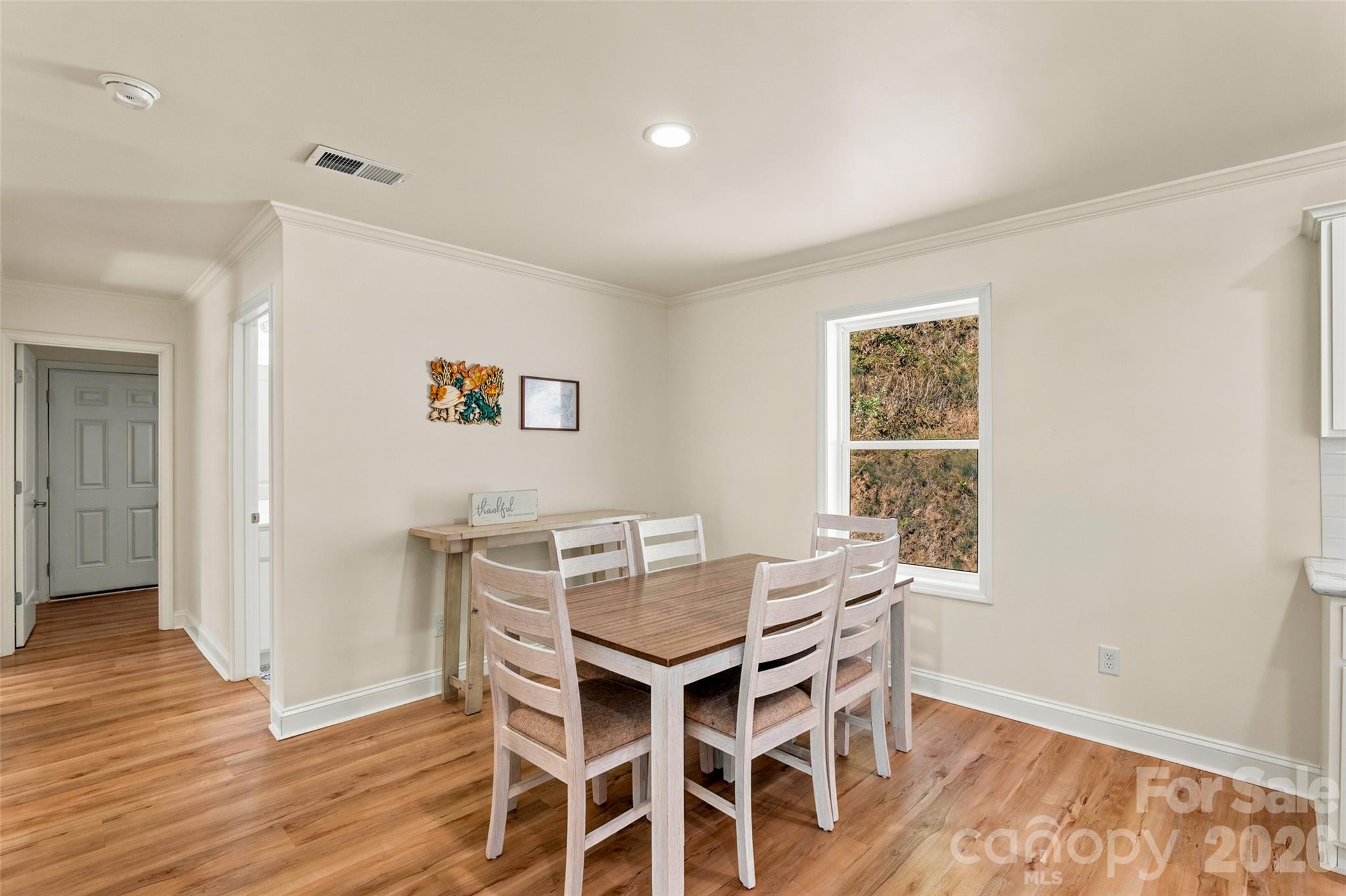 60 Spring Mountain Drive Property Photo 13