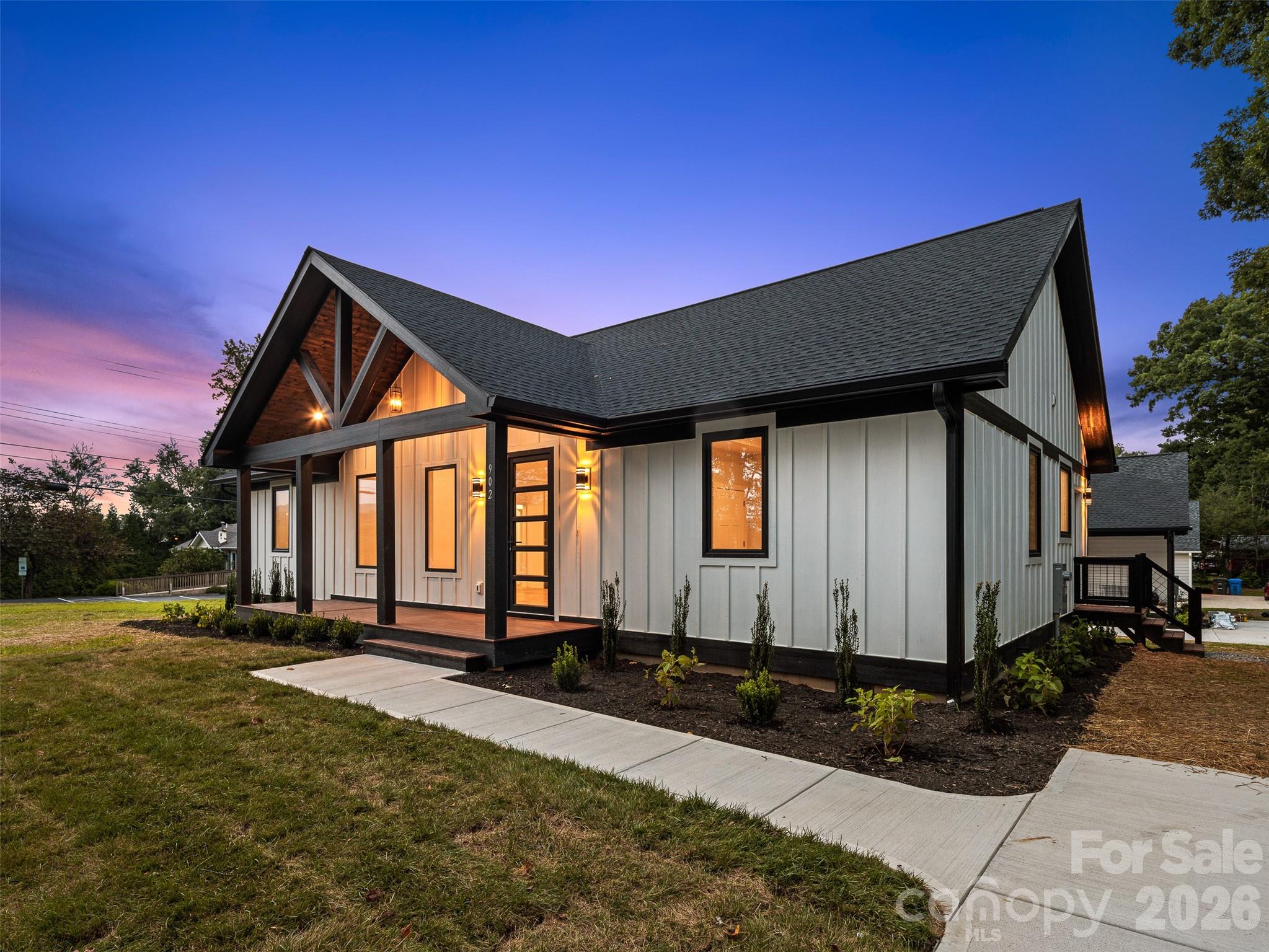 902 Narva Road Property Photo 3