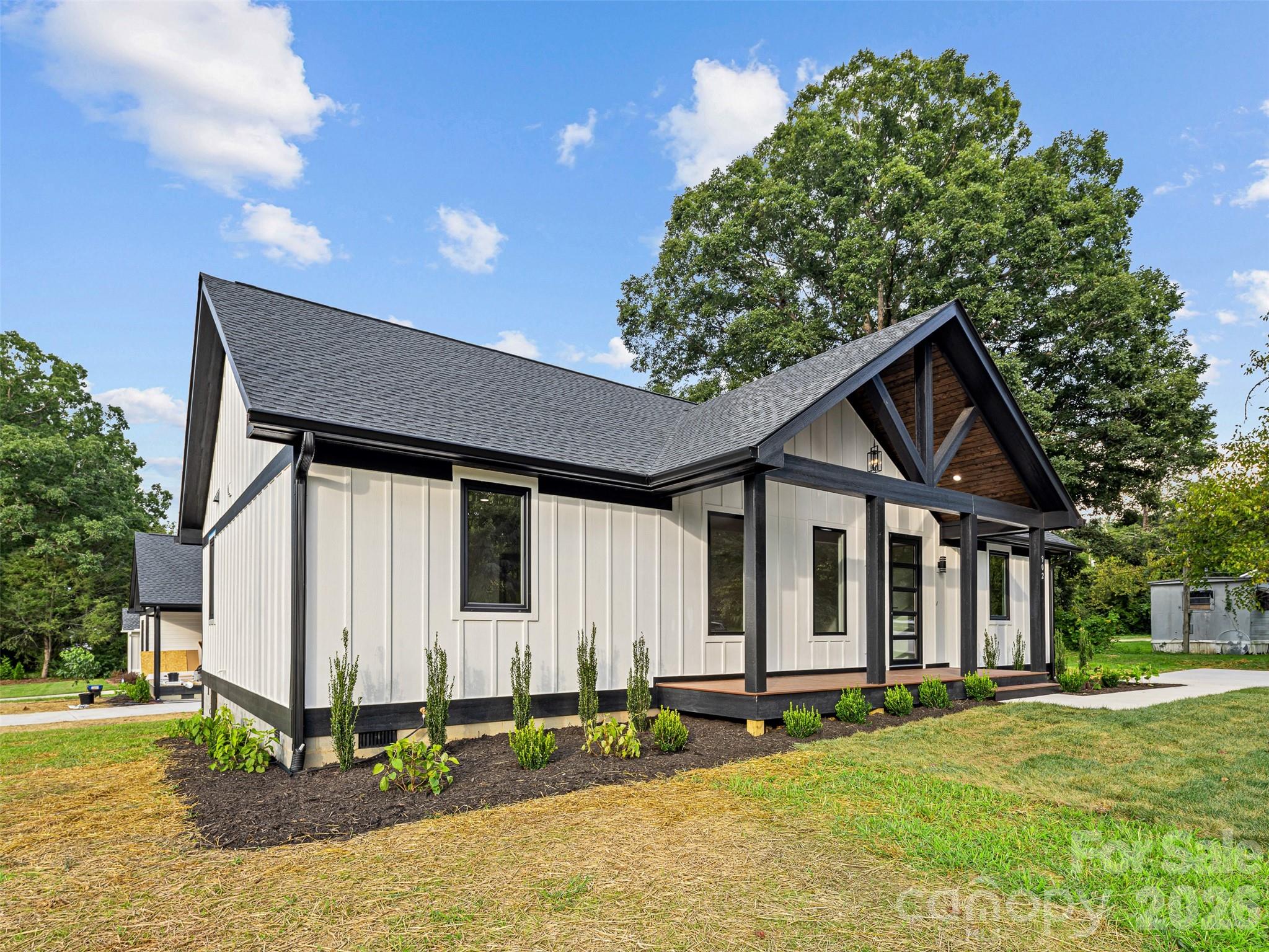 902 Narva Road Property Photo 43