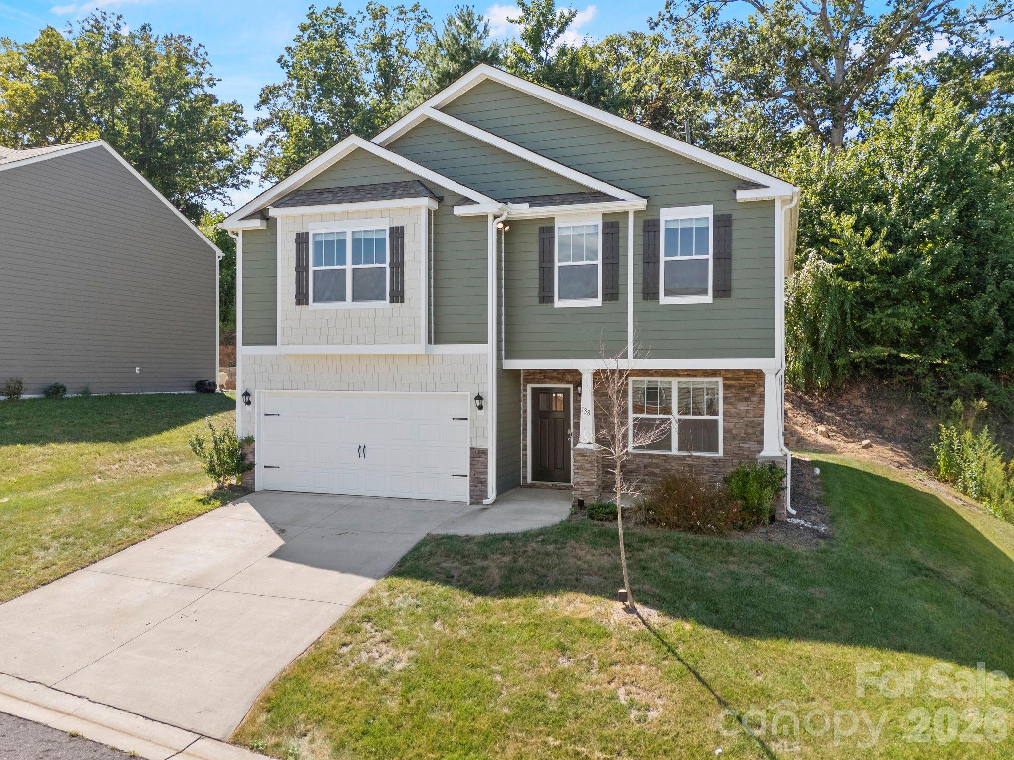 138 Marathon Lane Property Photo 1
