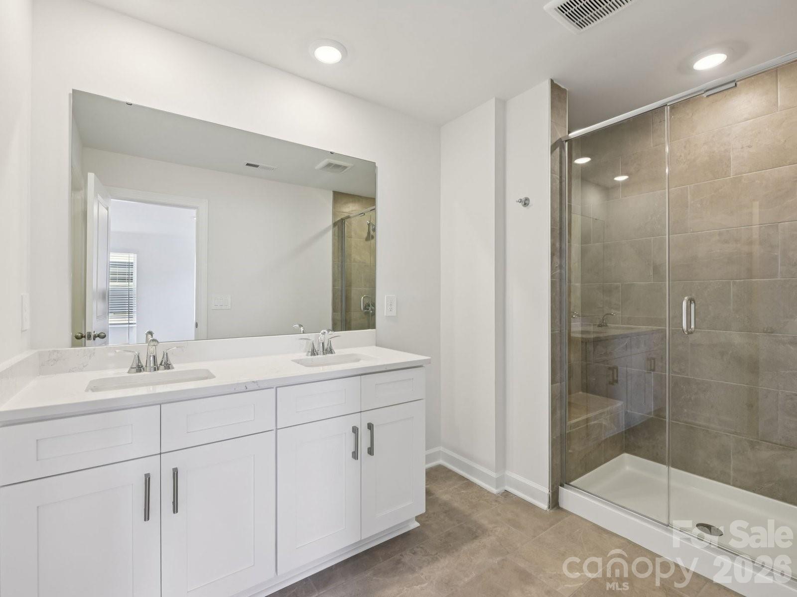 504 Markridge Loop Property Photo 9