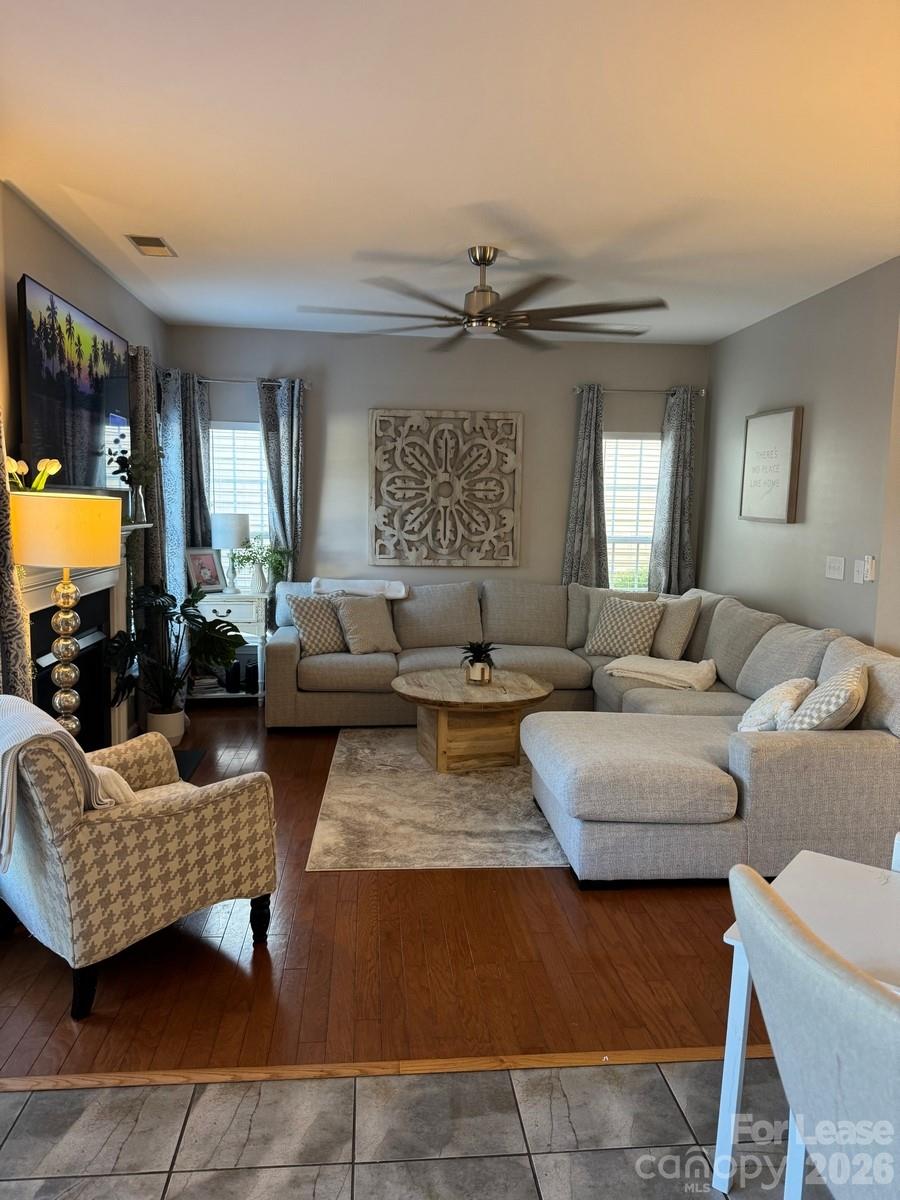 11729 Royal Castle Court Property Photo 6