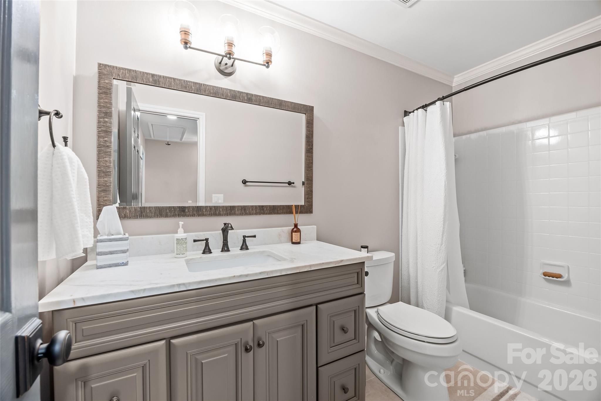 512 Olmsted Park Place Property Photo 32