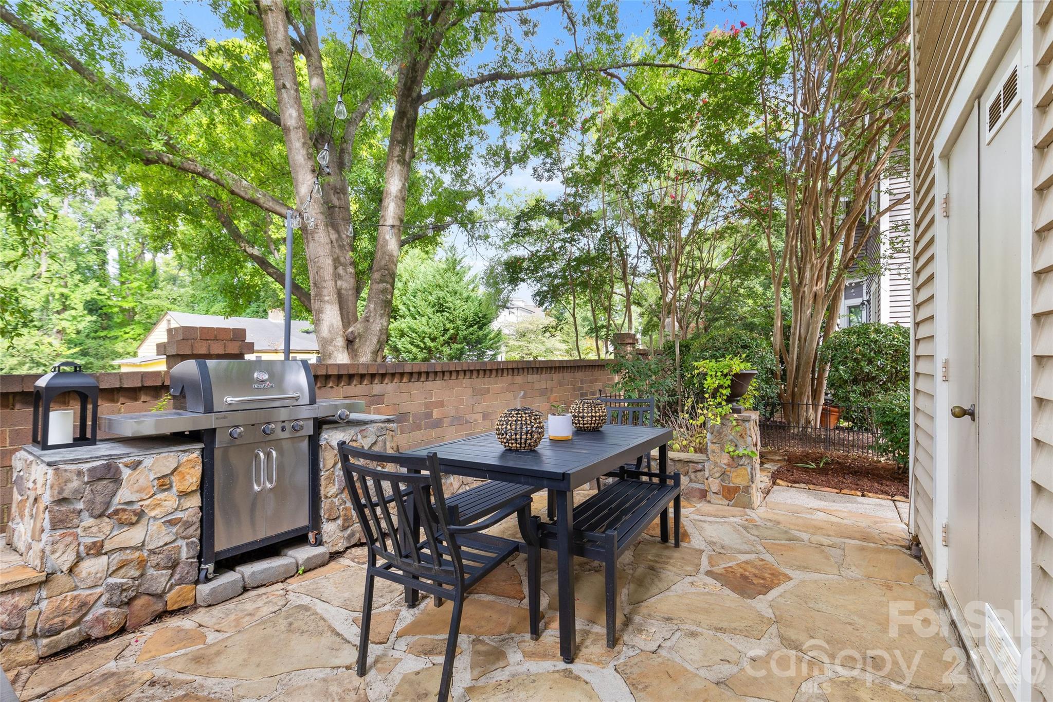 512 Olmsted Park Place Property Photo 36