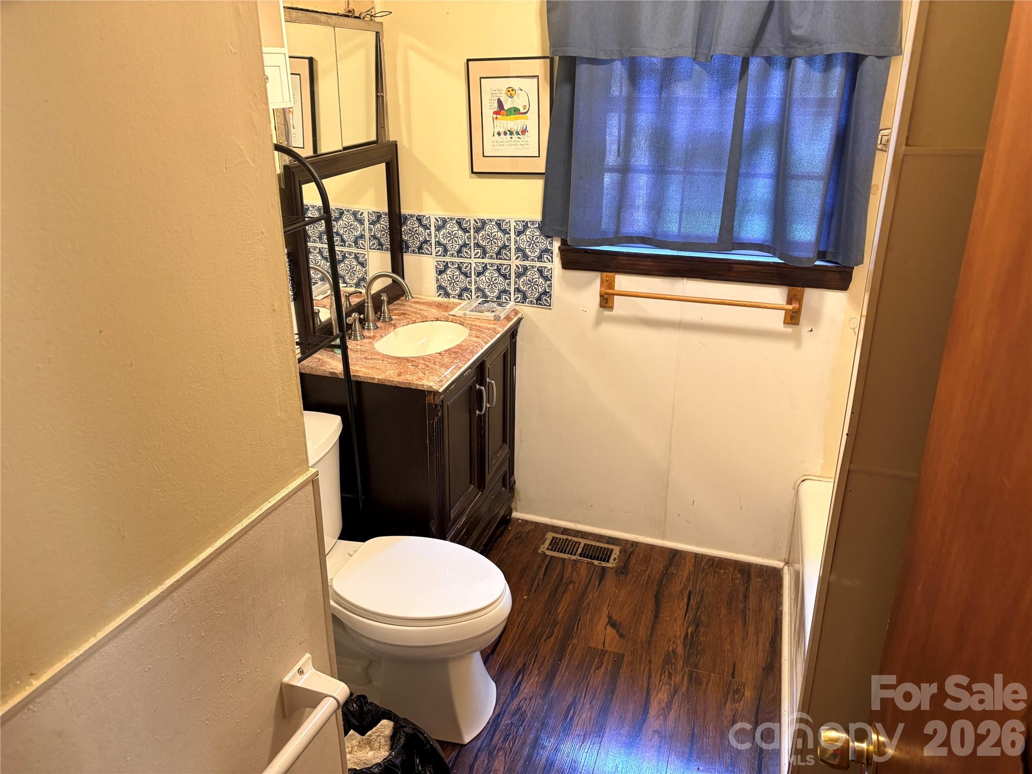 420 Hampton Road Property Photo 12