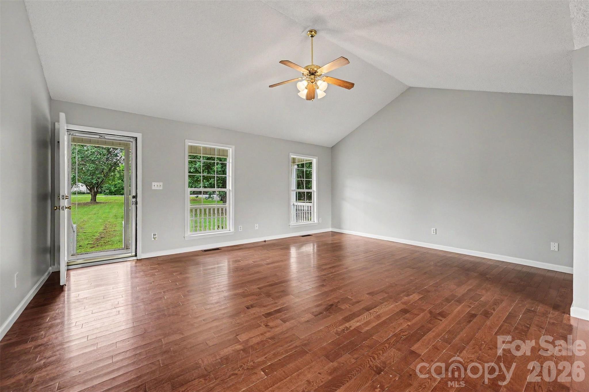 3228 Karen Lane Property Photo 7