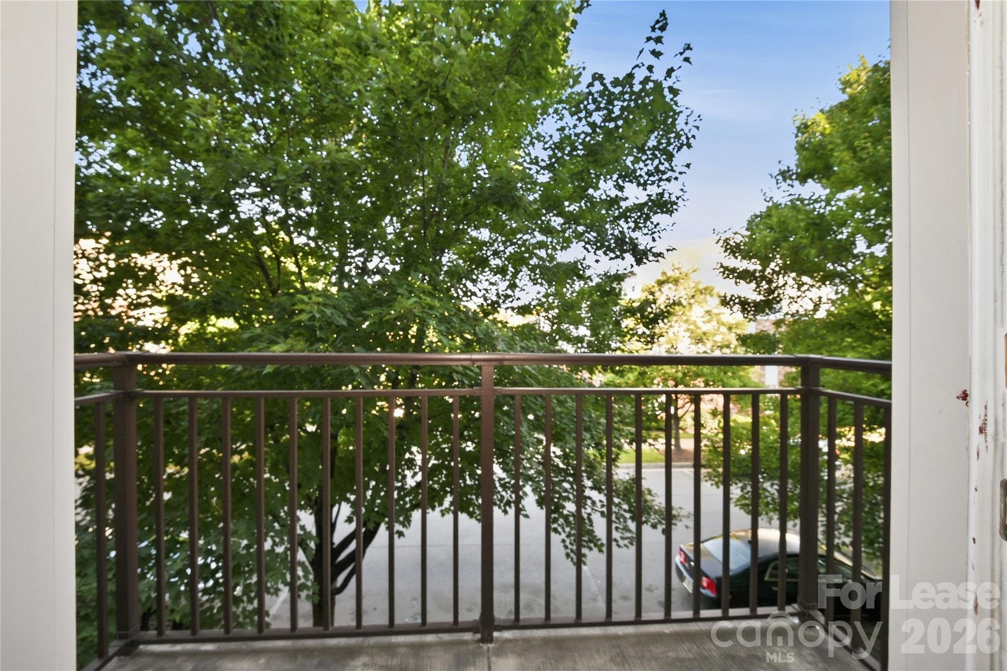 732 Seigle Point Drive Property Photo 33