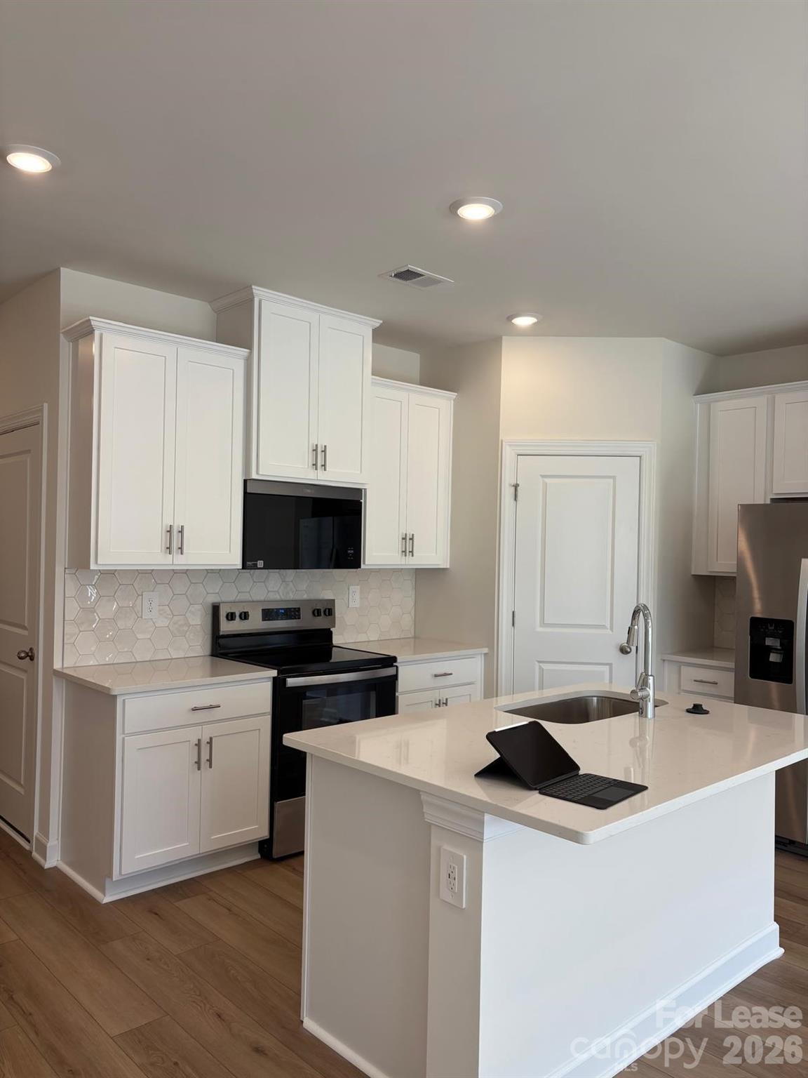 9025 Foggy Brook Loop Property Photo 9
