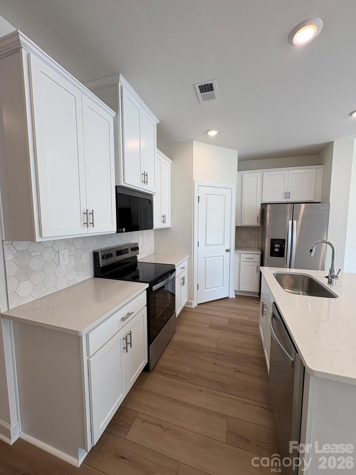 9025 Foggy Brook Loop Property Photo 10