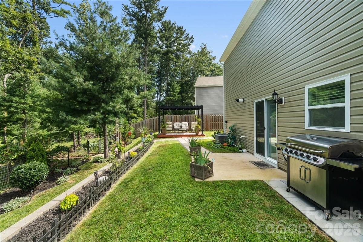 333 Oak Branch Road Property Photo 5