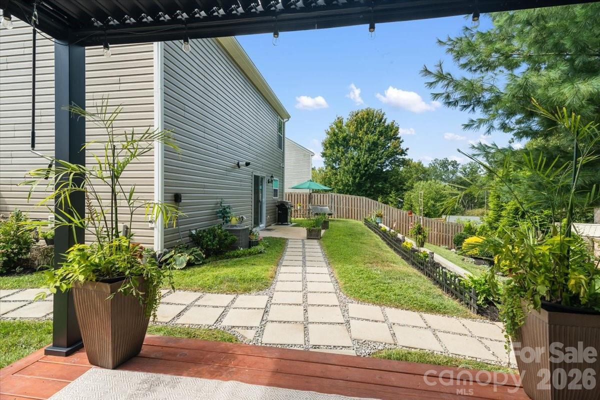333 Oak Branch Road Property Photo 7